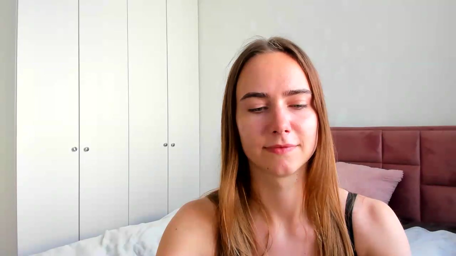Gallery image thumbnail from OhAlisa's myfreecams stream on, 05/26/2026, 16:26 image 6 of 20