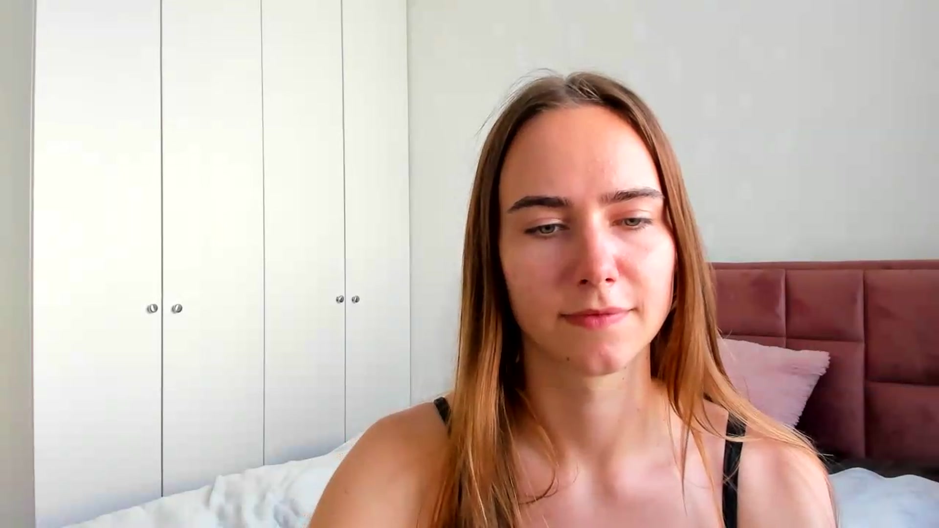Gallery image thumbnail from OhAlisa's myfreecams stream on, 05/26/2026, 16:26 image 4 of 20
