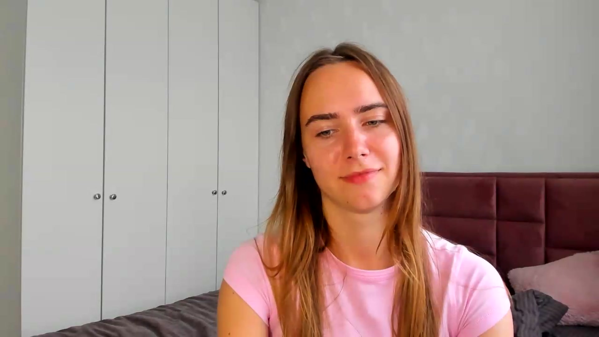 Gallery image thumbnail from OhAlisa's myfreecams stream on, 05/27/2026, 16:14 image 3 of 20