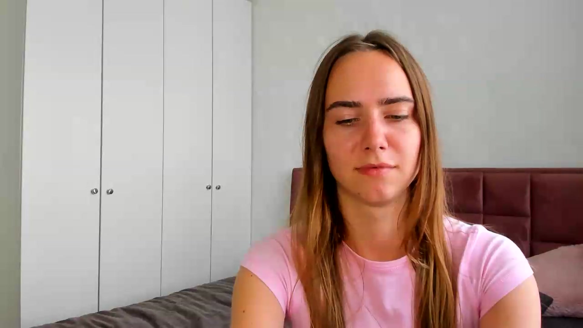 Gallery image thumbnail from OhAlisa's myfreecams stream on, 05/27/2026, 16:14 image 7 of 20