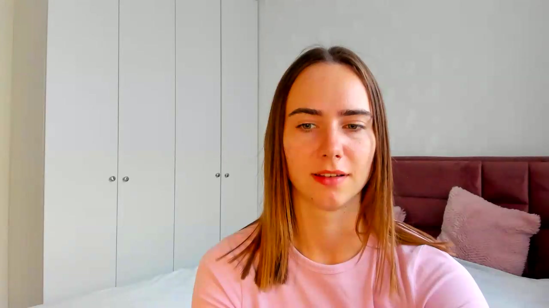 Gallery image thumbnail from OhAlisa's myfreecams stream on, 05/28/2026, 17:10 image 17 of 20