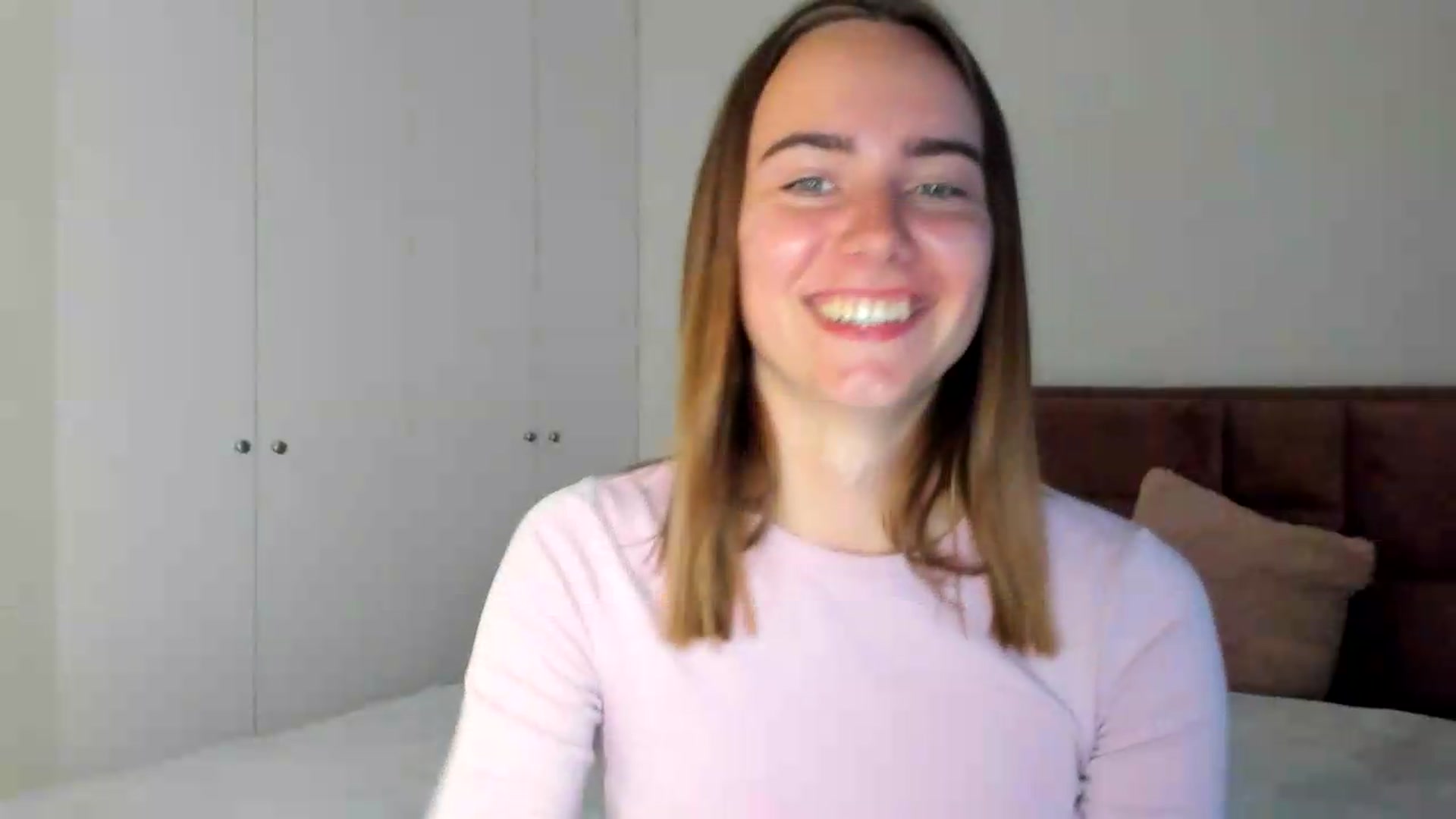 Gallery image thumbnail from OhAlisa's myfreecams stream on, 05/28/2026, 18:11 image 20 of 20