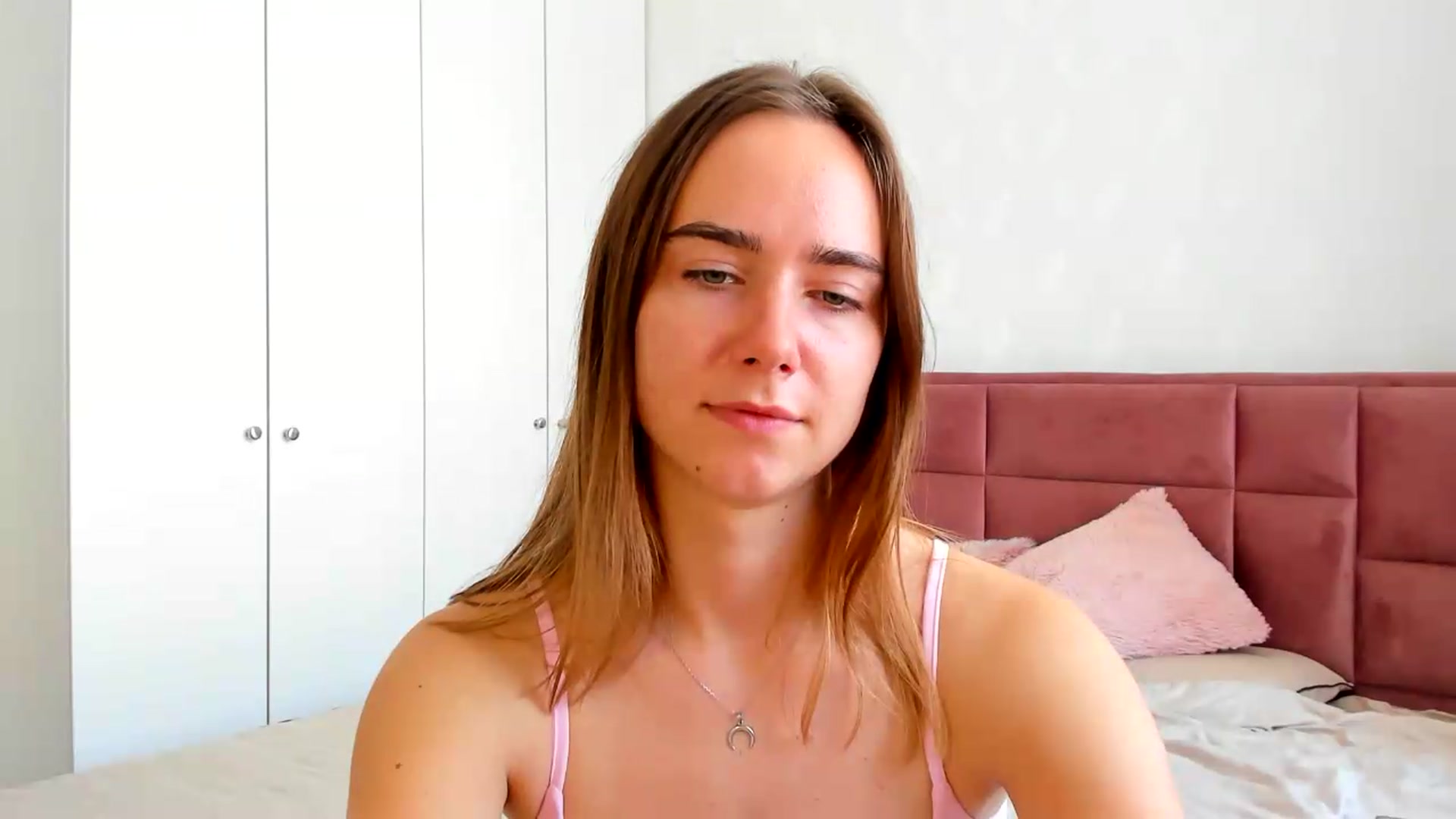 Gallery image thumbnail from OhAlisa's myfreecams stream on, 06/25/2026, 12:24 image 19 of 20