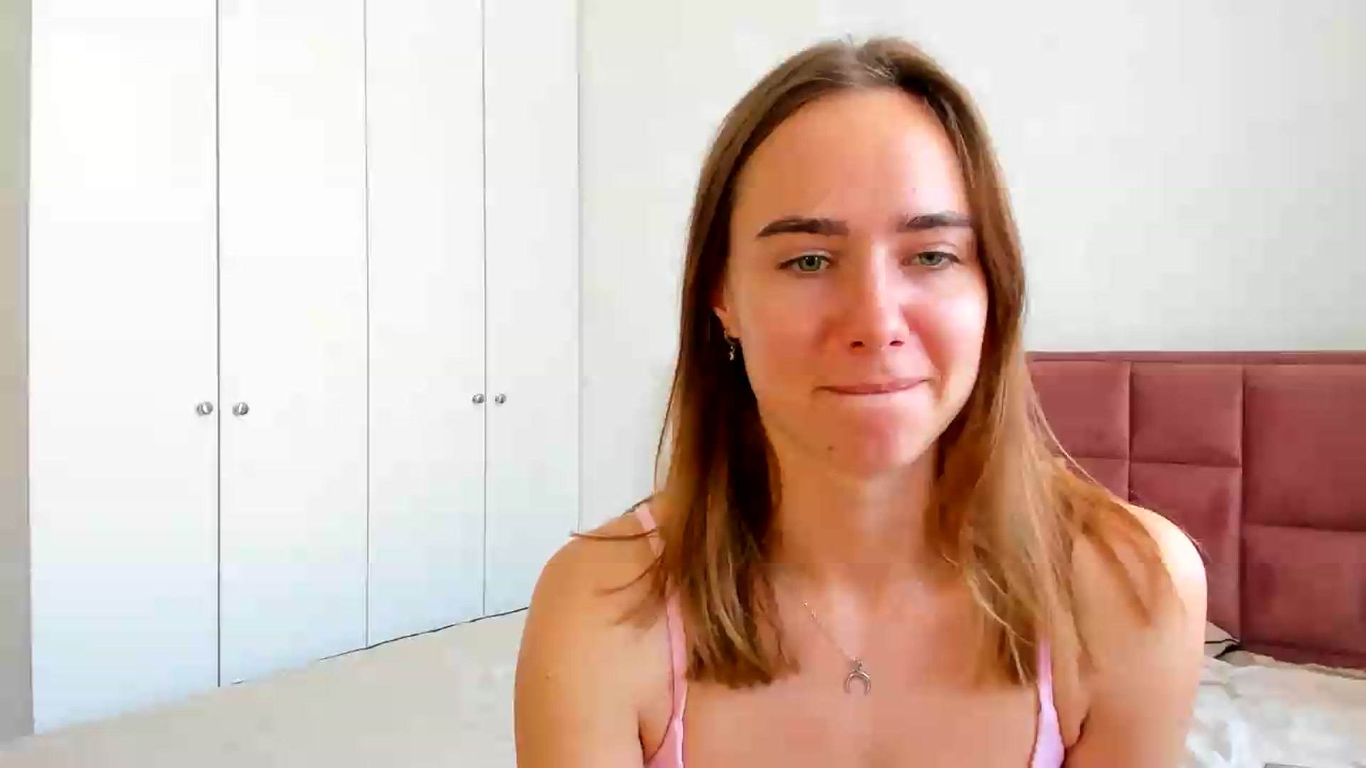 Gallery image thumbnail from OhAlisa's myfreecams stream on, 06/25/2026, 12:24 image 11 of 20
