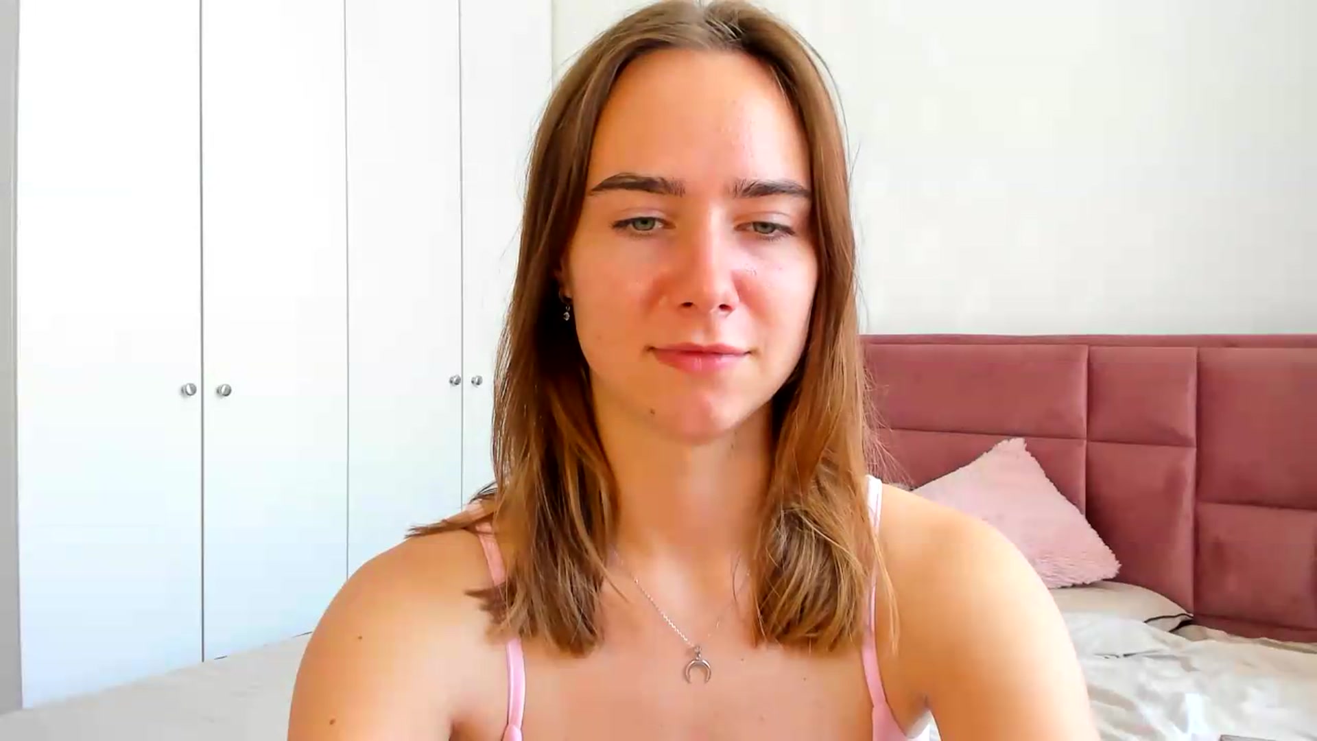 Gallery image thumbnail from OhAlisa's myfreecams stream on, 06/25/2026, 12:24 image 3 of 20
