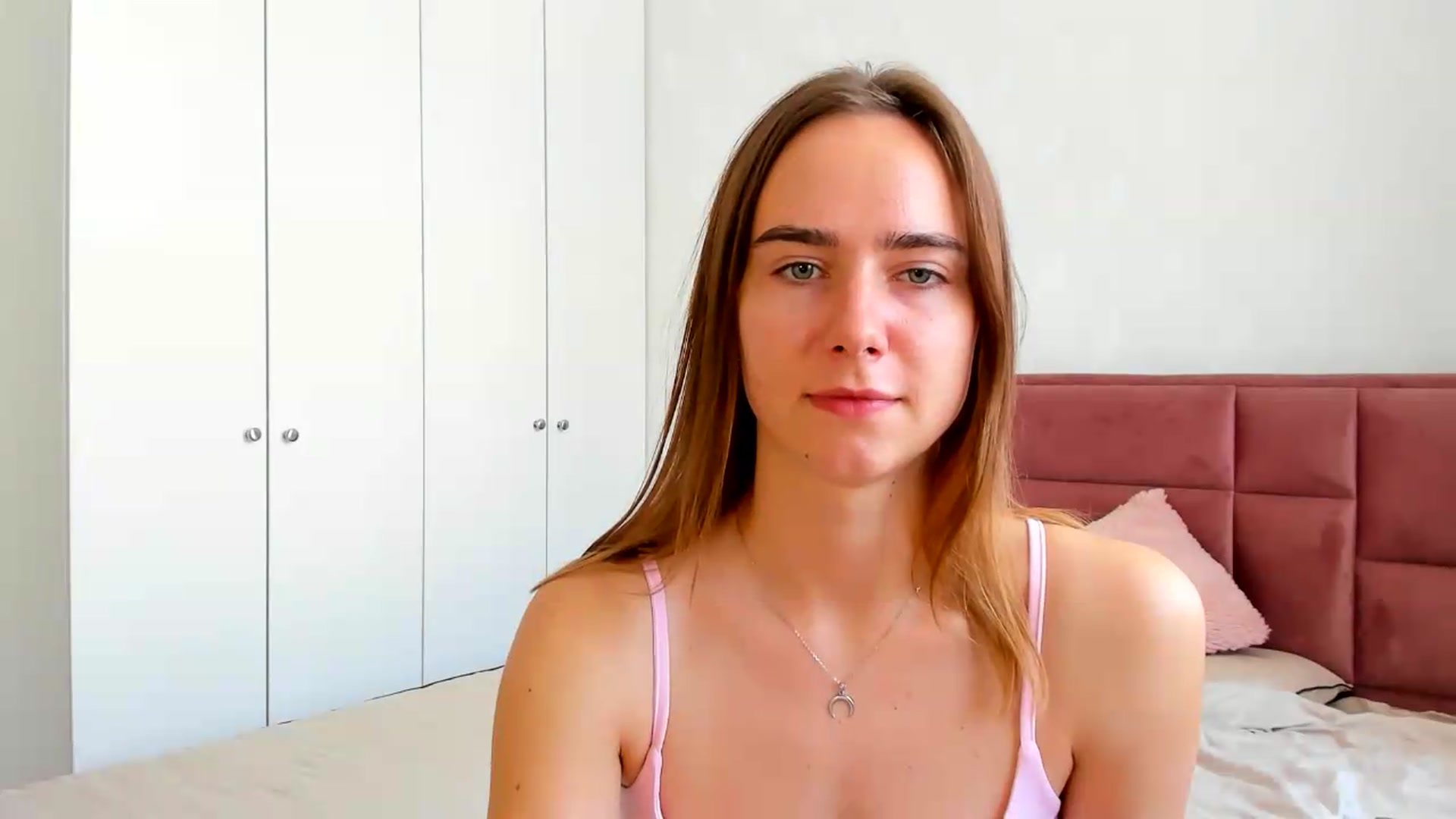 Gallery image thumbnail from OhAlisa's myfreecams stream on, 06/25/2026, 12:24 image 15 of 20