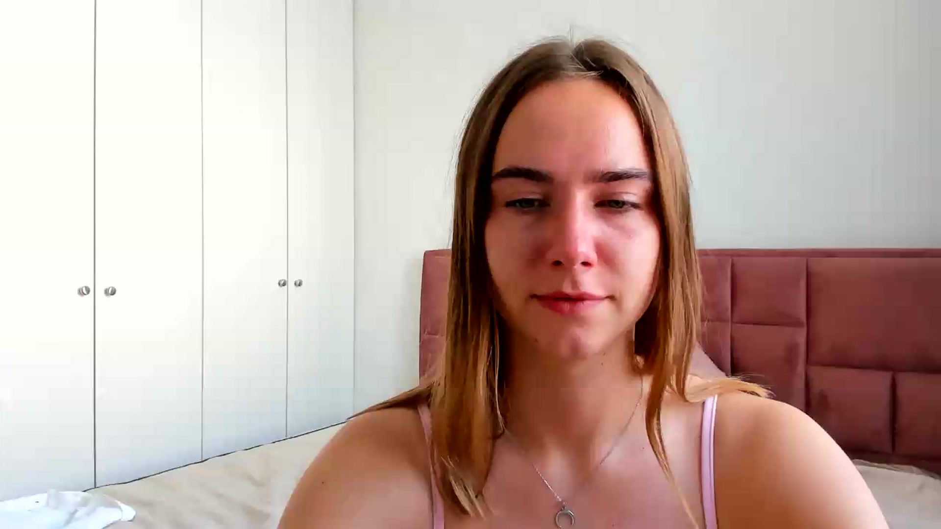 Gallery image thumbnail from OhAlisa's myfreecams stream on, 06/25/2026, 14:06 image 16 of 20
