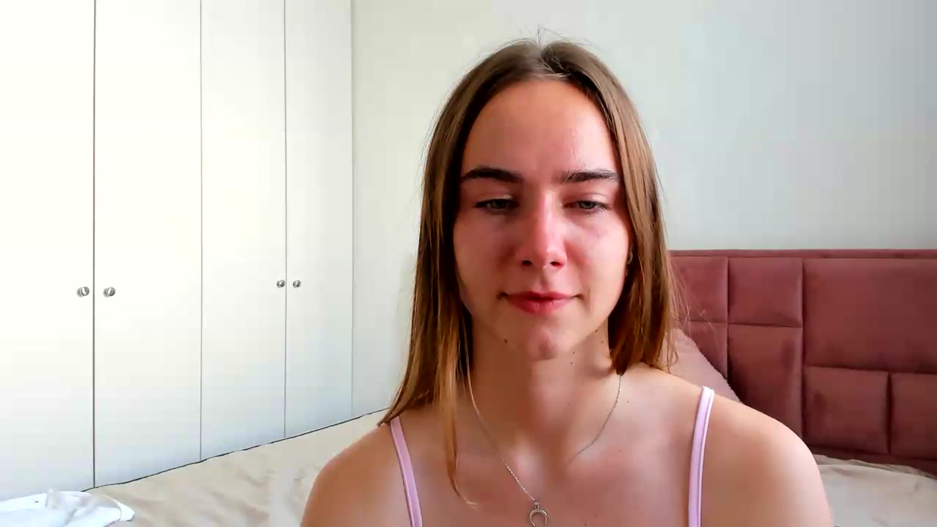 Gallery image thumbnail from OhAlisa's myfreecams stream on, 06/25/2026, 14:06 image 10 of 20