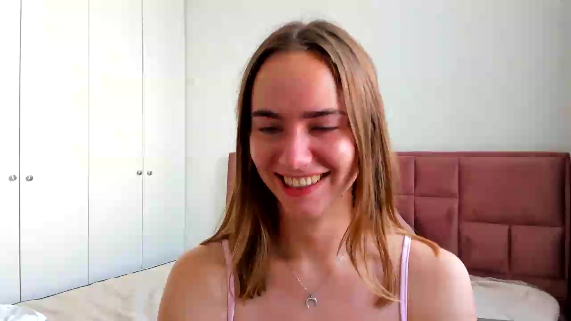 Gallery image thumbnail from OhAlisa's myfreecams stream on, 06/25/2026, 14:06 image 20 of 20