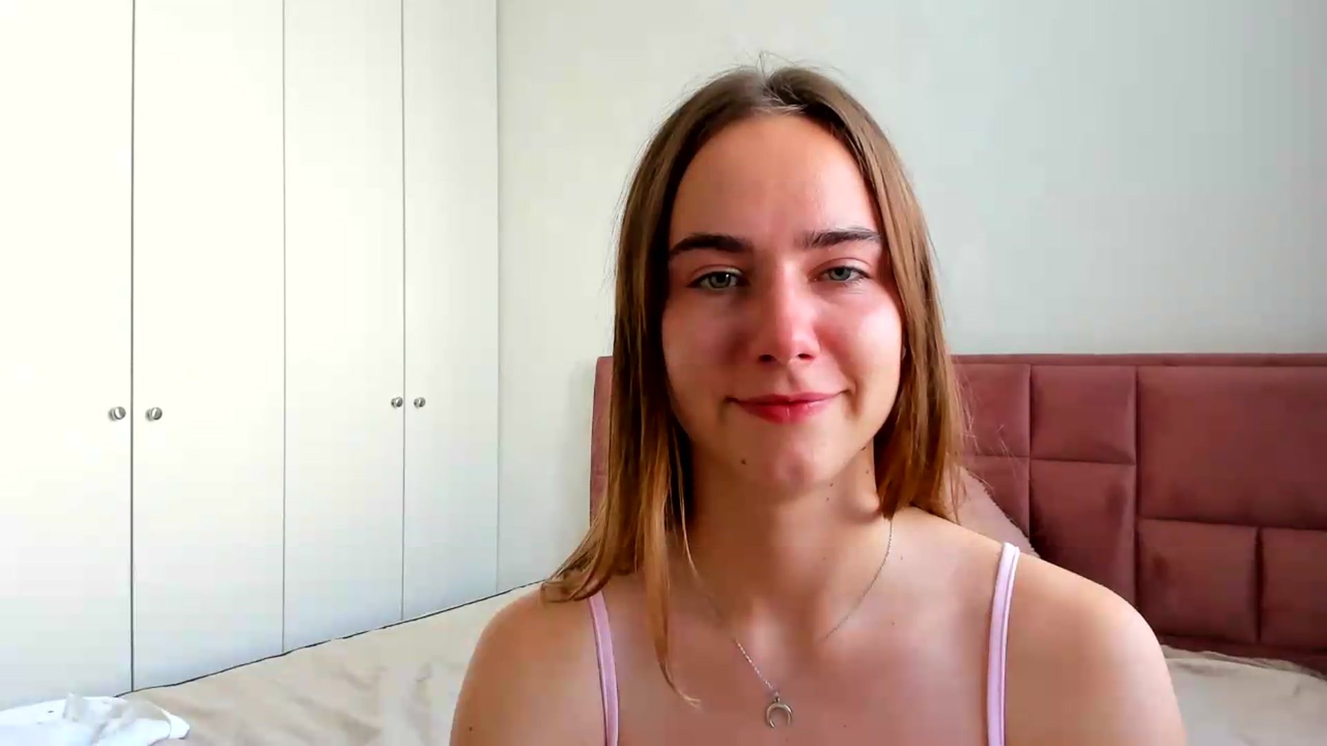 Gallery image thumbnail from OhAlisa's myfreecams stream on, 06/25/2026, 14:06 image 12 of 20