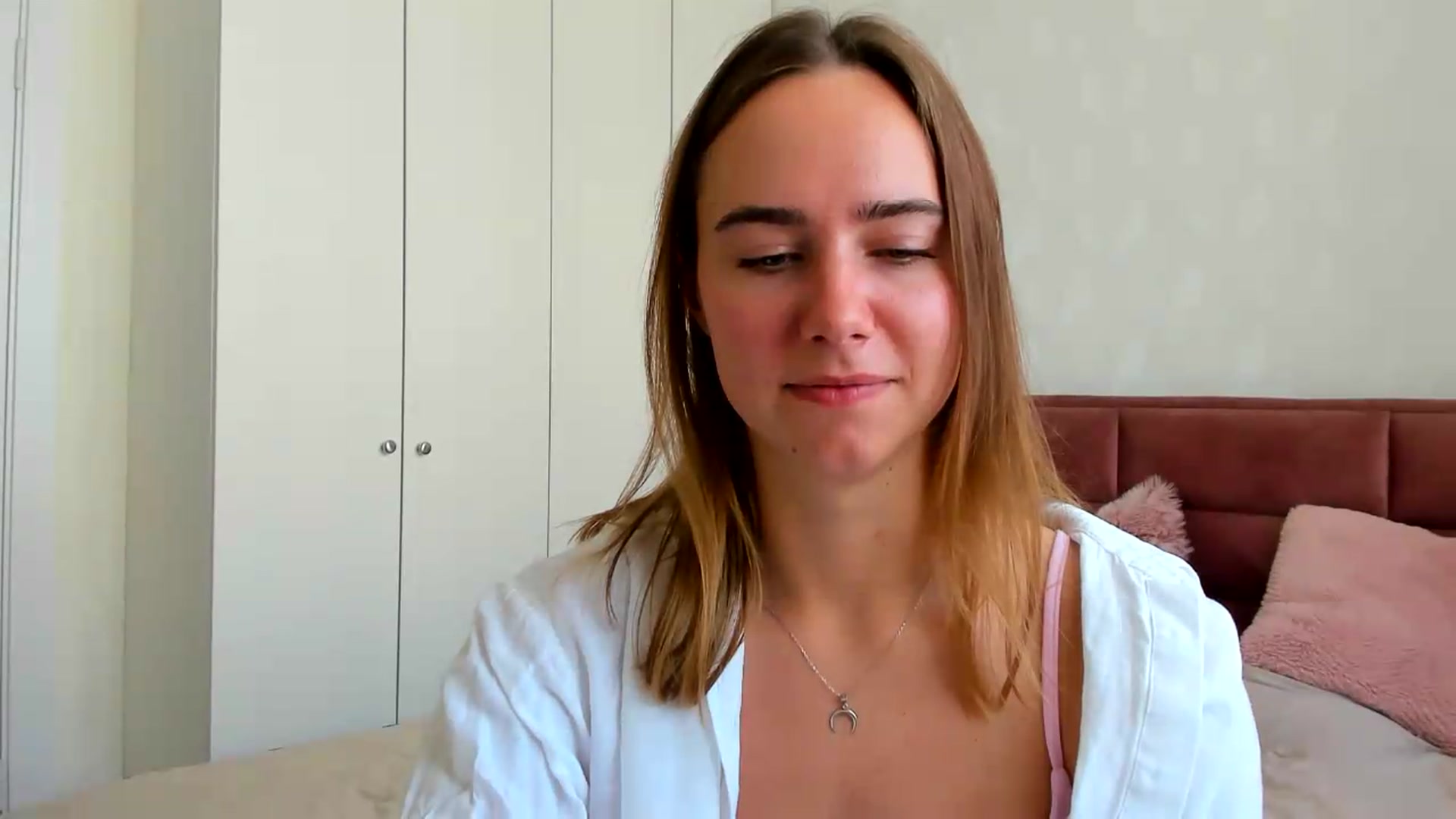 Gallery image thumbnail from OhAlisa's myfreecams stream on, 07/01/2026, 13:37 image 6 of 20