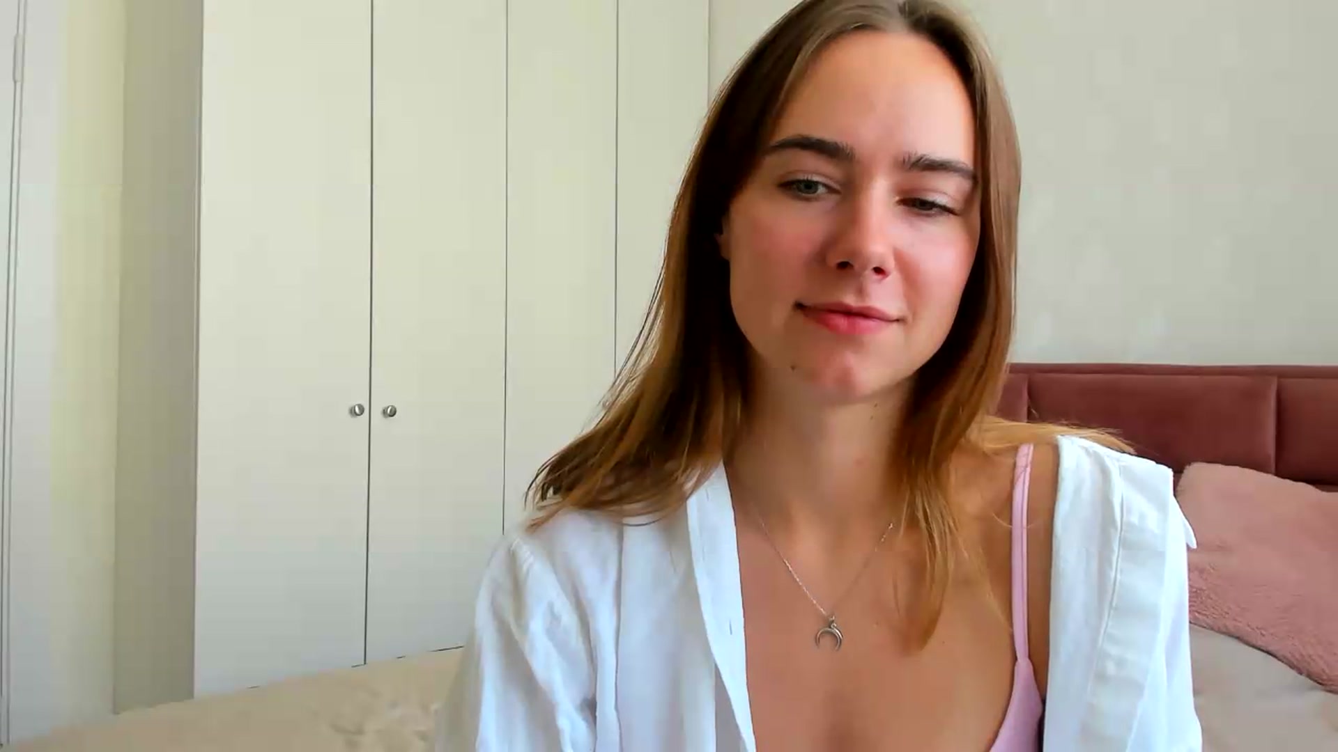 Gallery image thumbnail from OhAlisa's myfreecams stream on, 07/01/2026, 13:37 image 5 of 20