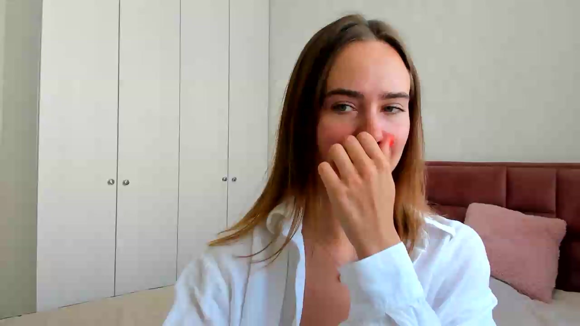 Gallery image thumbnail from OhAlisa's myfreecams stream on, 07/01/2026, 13:37 image 12 of 20