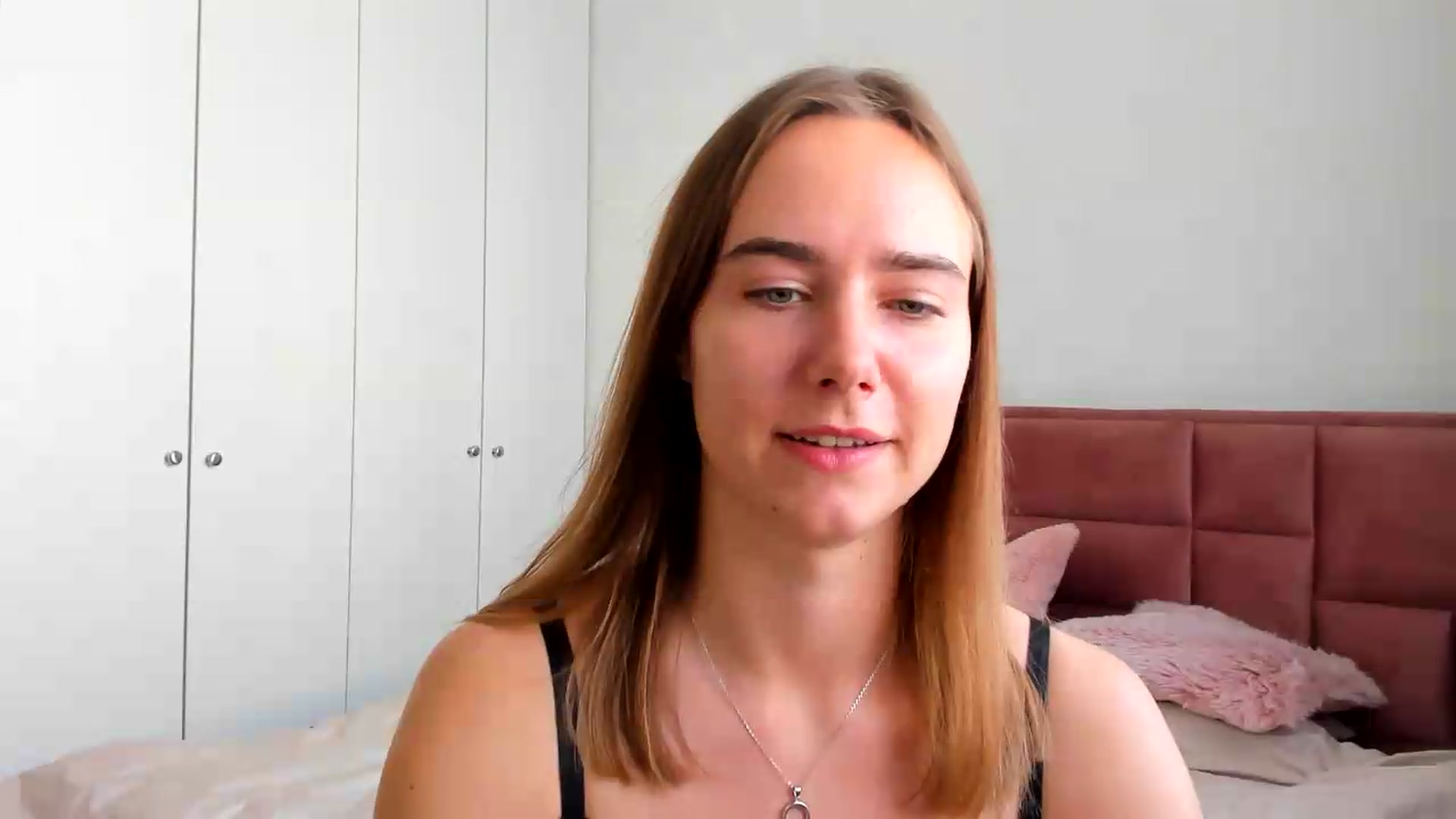 Gallery image thumbnail from OhAlisa's myfreecams stream on, 07/03/2026, 14:06 image 18 of 20