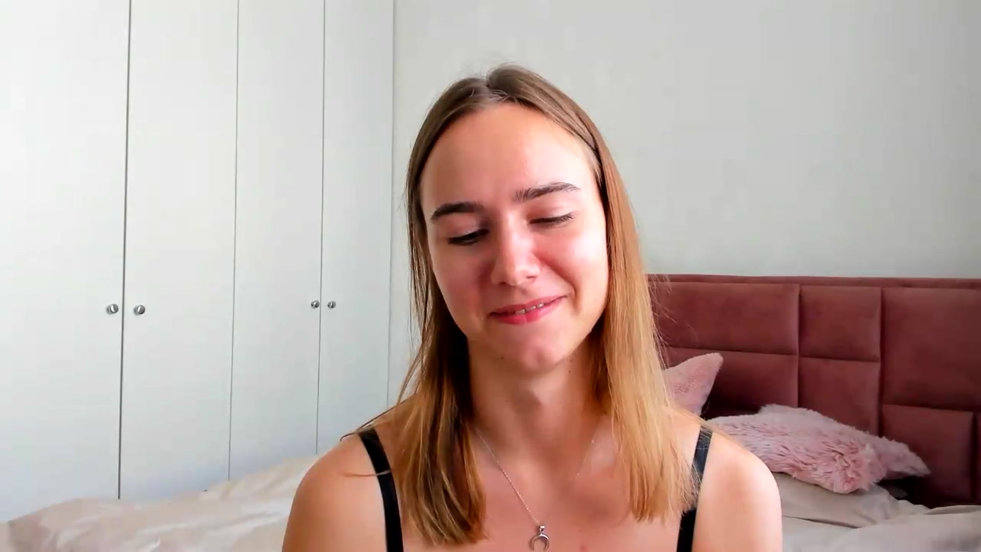 Gallery image thumbnail from OhAlisa's myfreecams stream on, 07/03/2026, 14:06 image 10 of 20