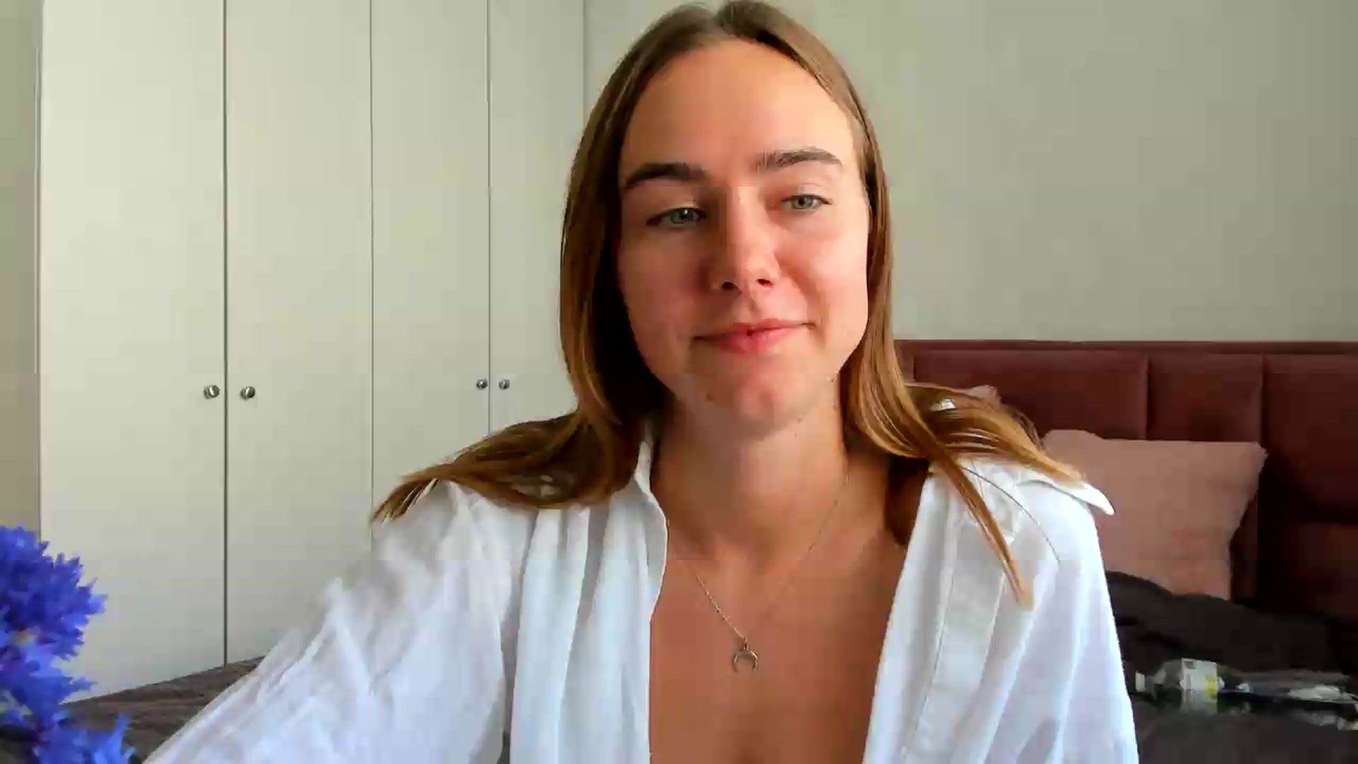 Gallery image thumbnail from OhAlisa's myfreecams stream on, 07/07/2026, 14:29 image 1 of 20