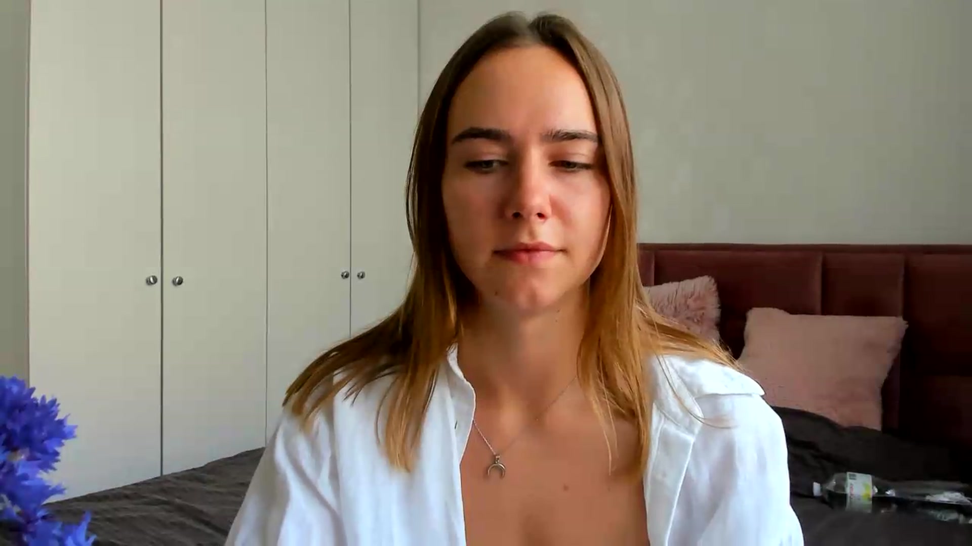 Gallery image thumbnail from OhAlisa's myfreecams stream on, 07/07/2026, 14:29 image 10 of 20