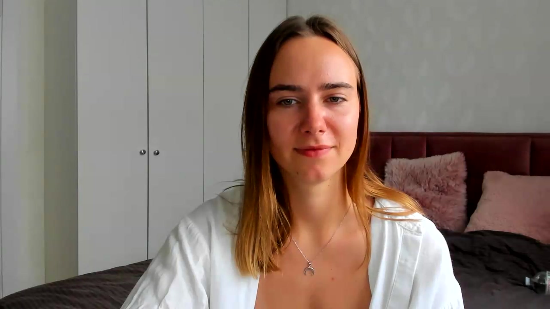 Gallery image thumbnail from OhAlisa's myfreecams stream on, 07/07/2026, 15:34 image 19 of 20