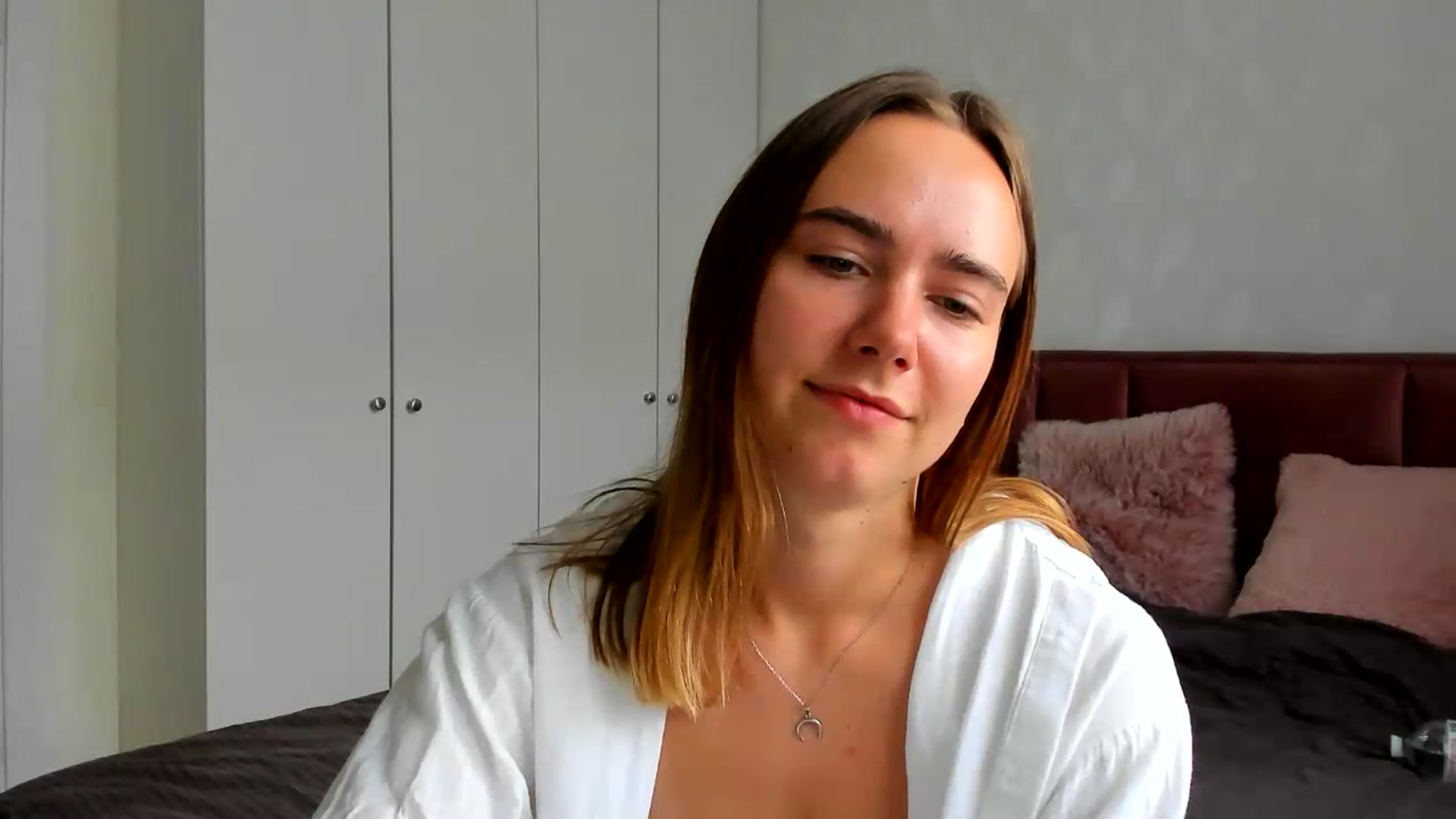 Gallery image thumbnail from OhAlisa's myfreecams stream on, 07/07/2026, 15:34 image 18 of 20
