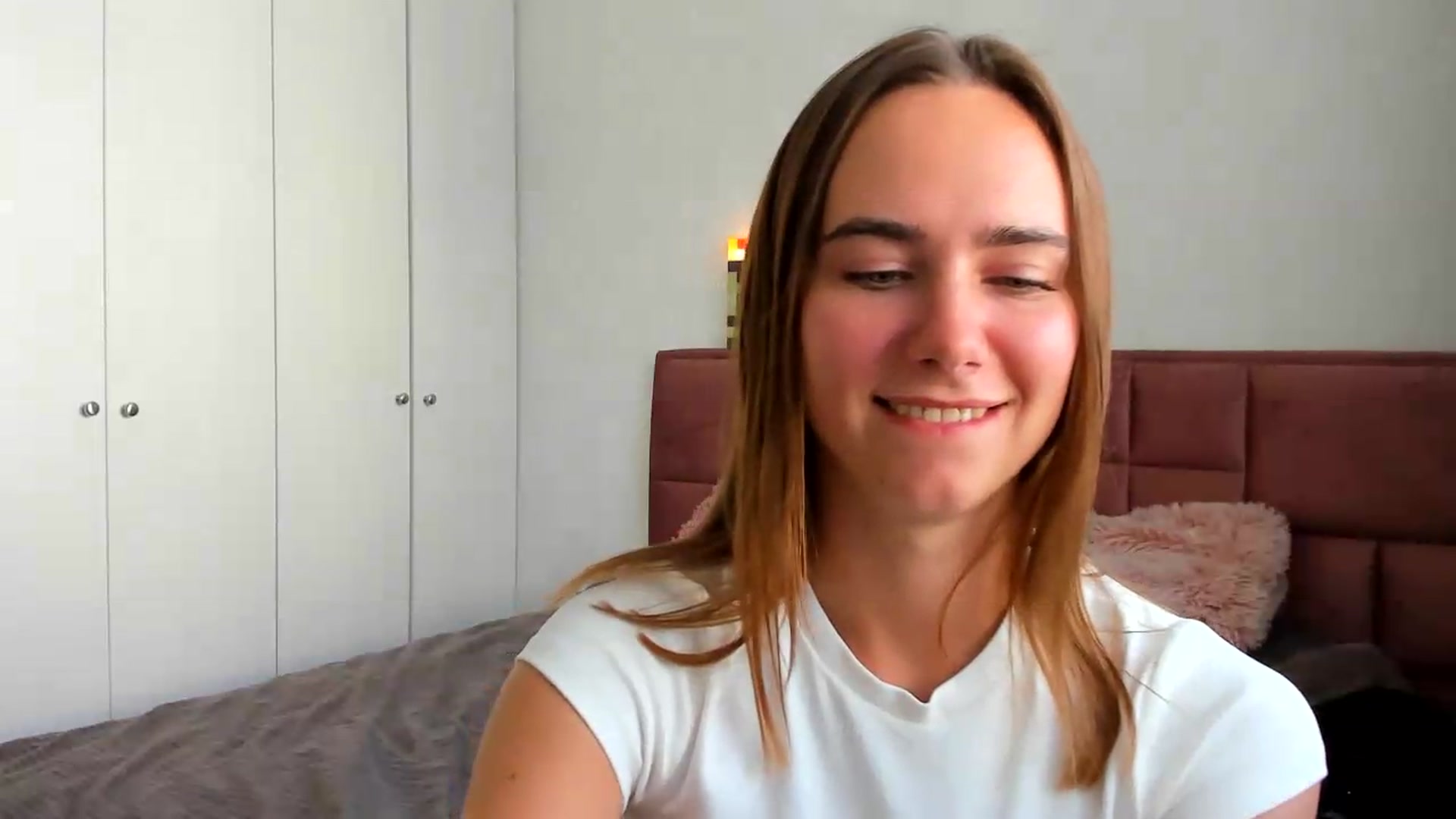 Gallery image thumbnail from OhAlisa's myfreecams stream on, 07/18/2026, 15:34 image 14 of 20
