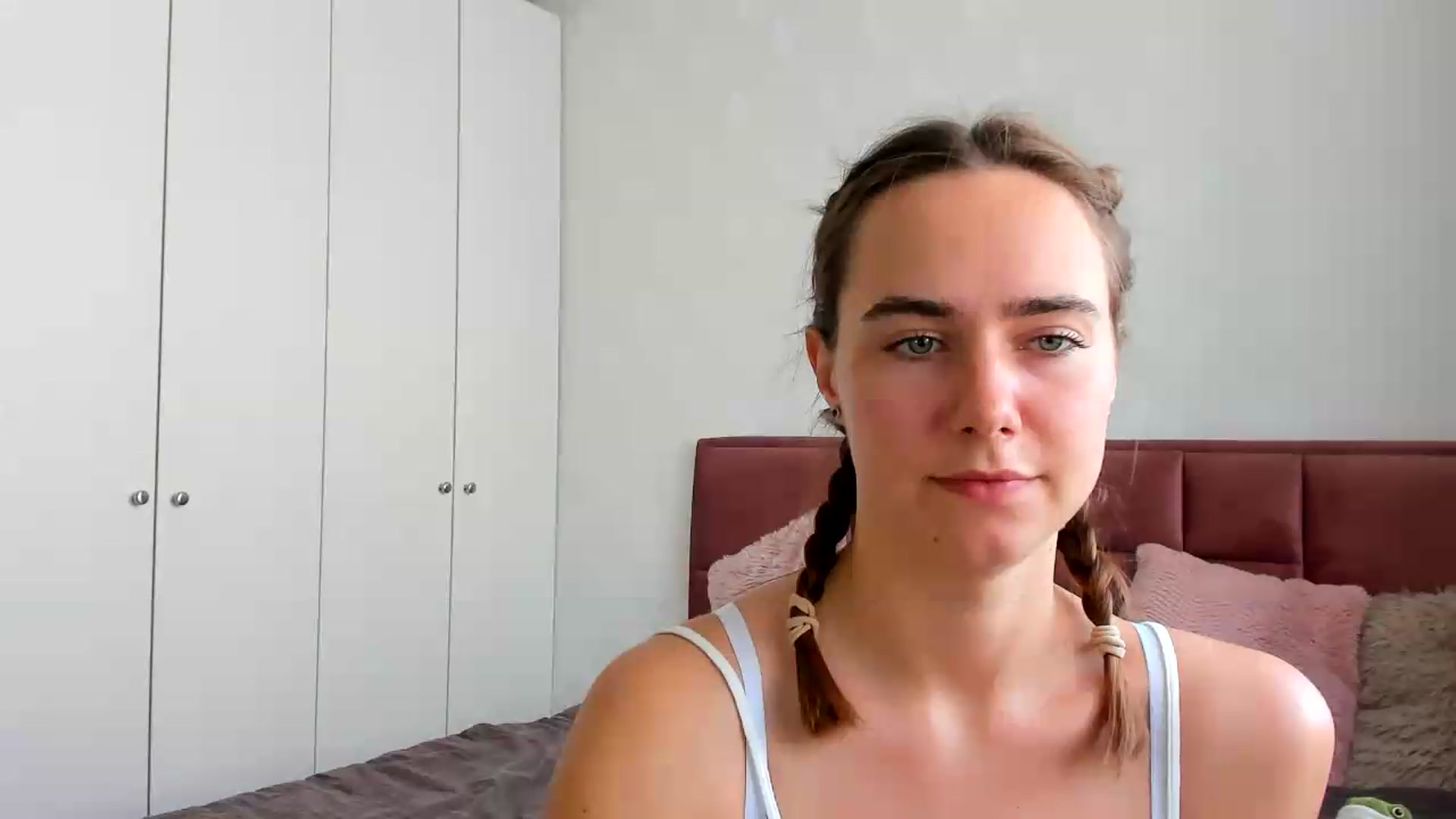 Gallery image thumbnail from OhAlisa's myfreecams stream on, 07/22/2026, 14:05 image 7 of 20