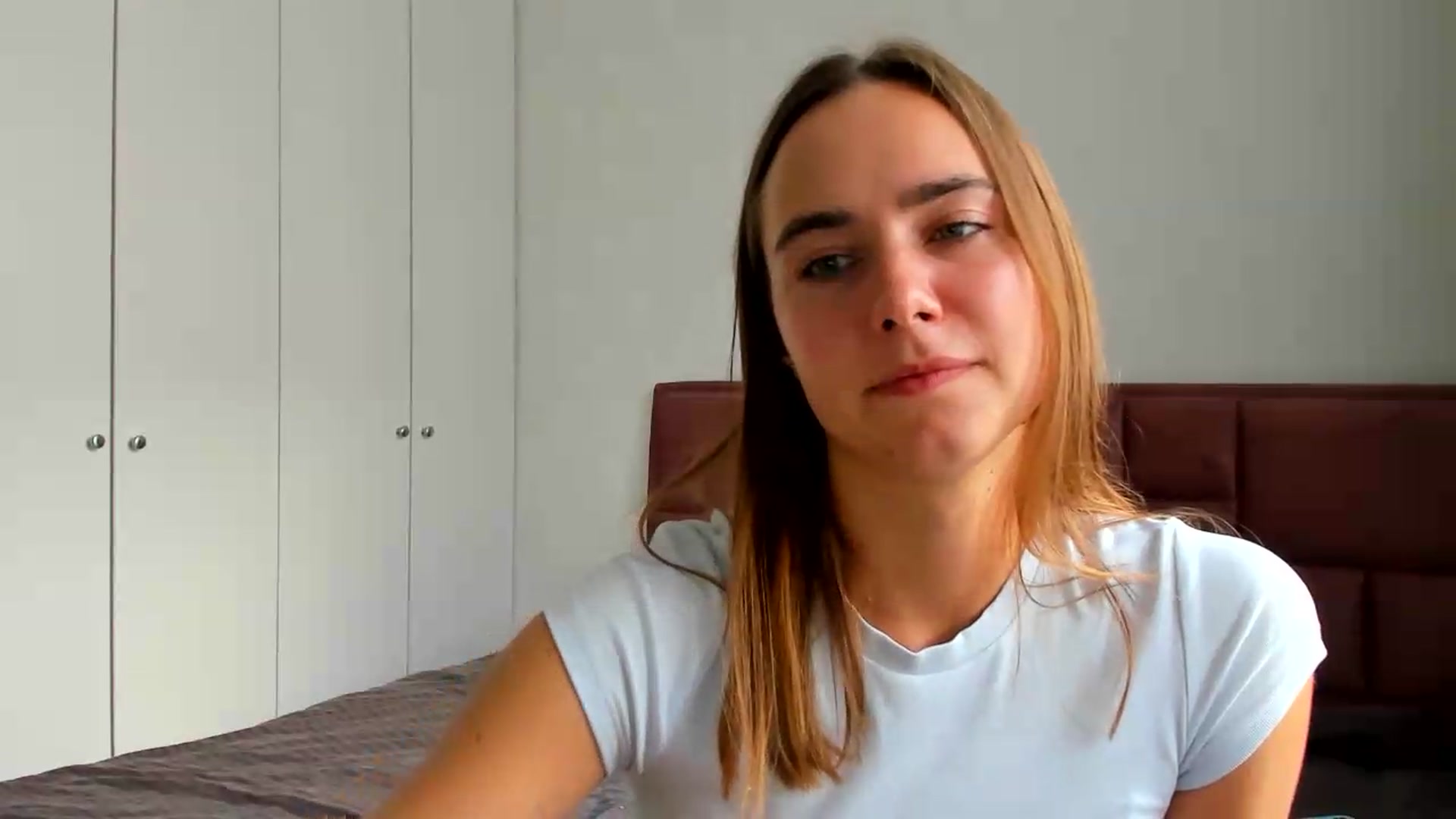 Gallery image thumbnail from OhAlisa's myfreecams stream on, 07/24/2026, 14:57 image 14 of 20