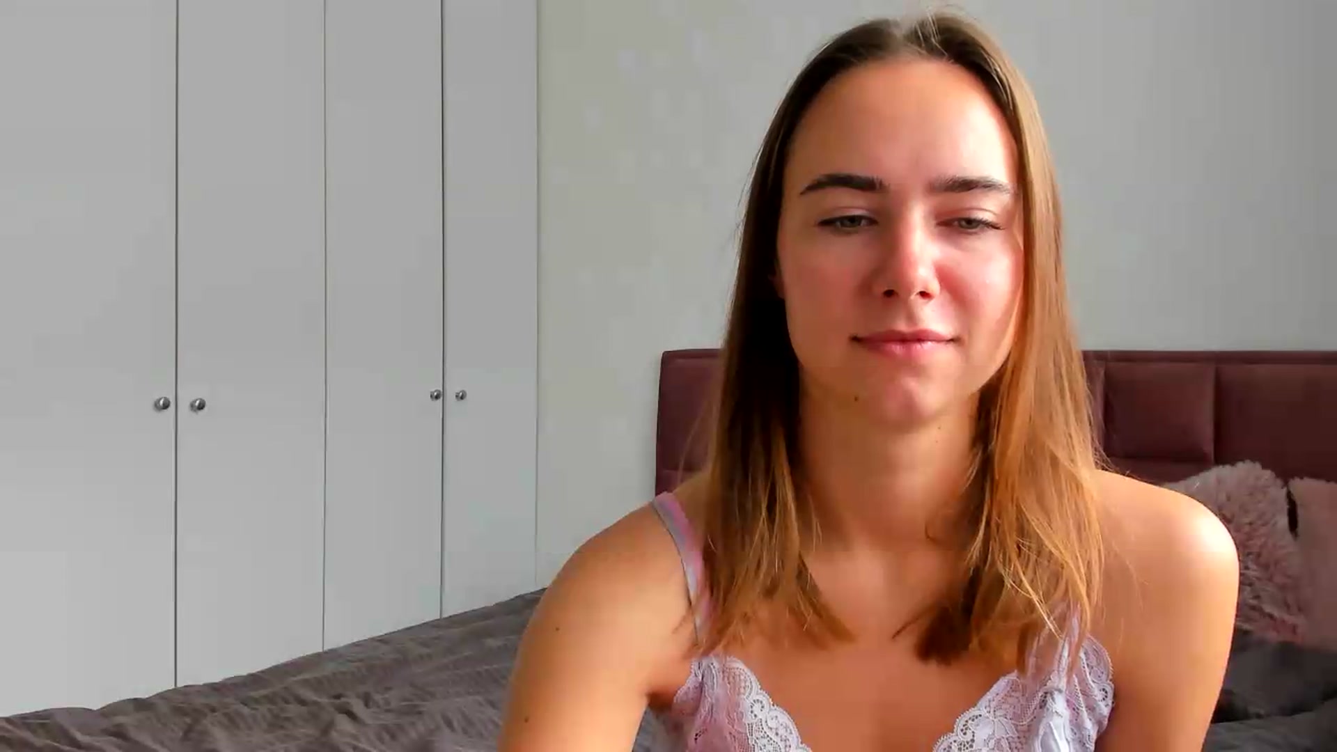 Gallery image thumbnail from OhAlisa's myfreecams stream on, 08/06/2026, 05:45 image 6 of 20