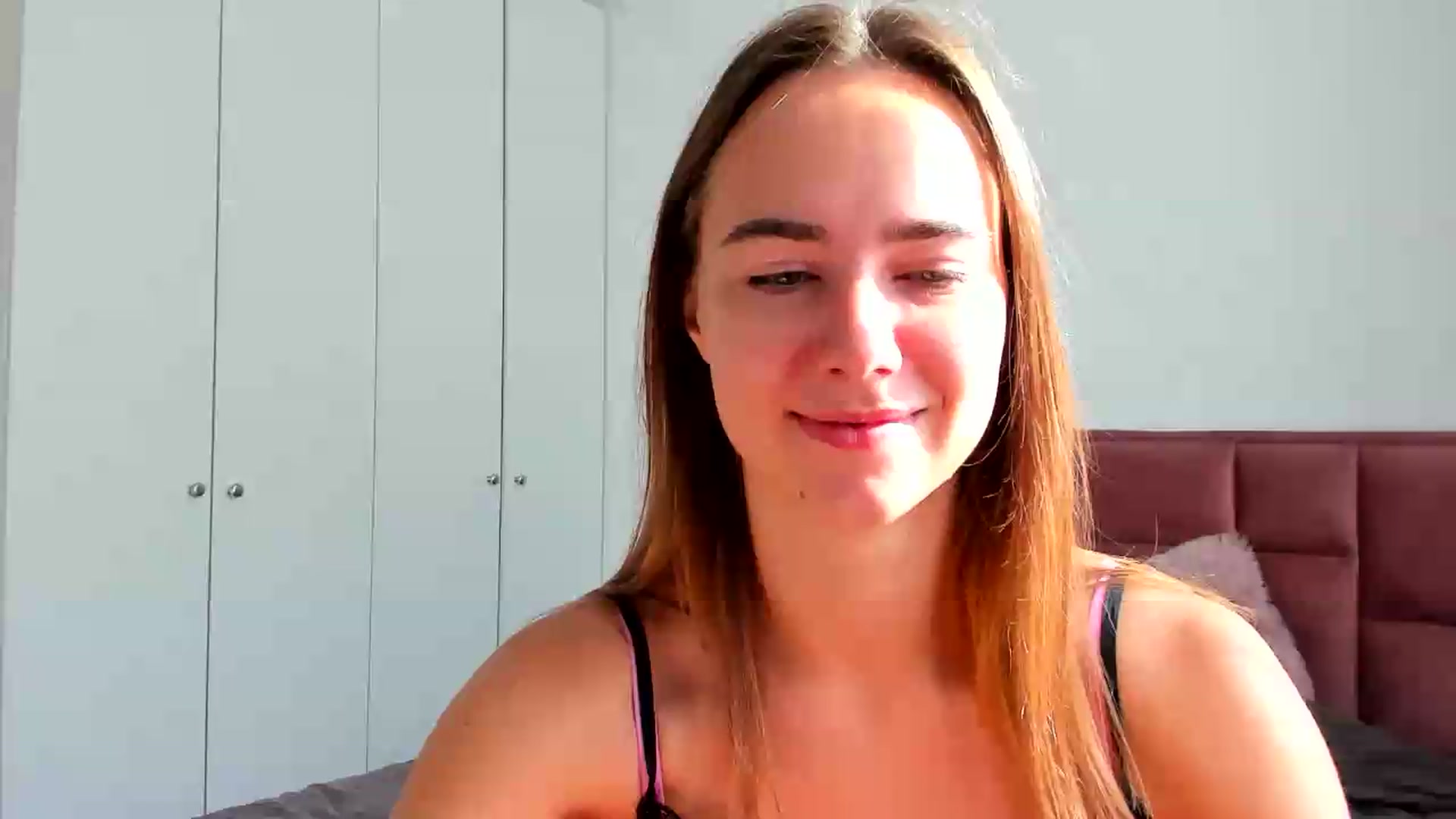 Gallery image thumbnail from OhAlisa's myfreecams stream on, 08/07/2026, 06:06 image 1 of 20