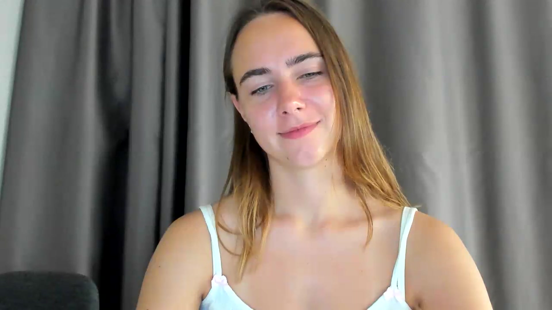 Gallery image thumbnail from OhAlisa's myfreecams stream on, 08/08/2026, 16:36 image 13 of 20
