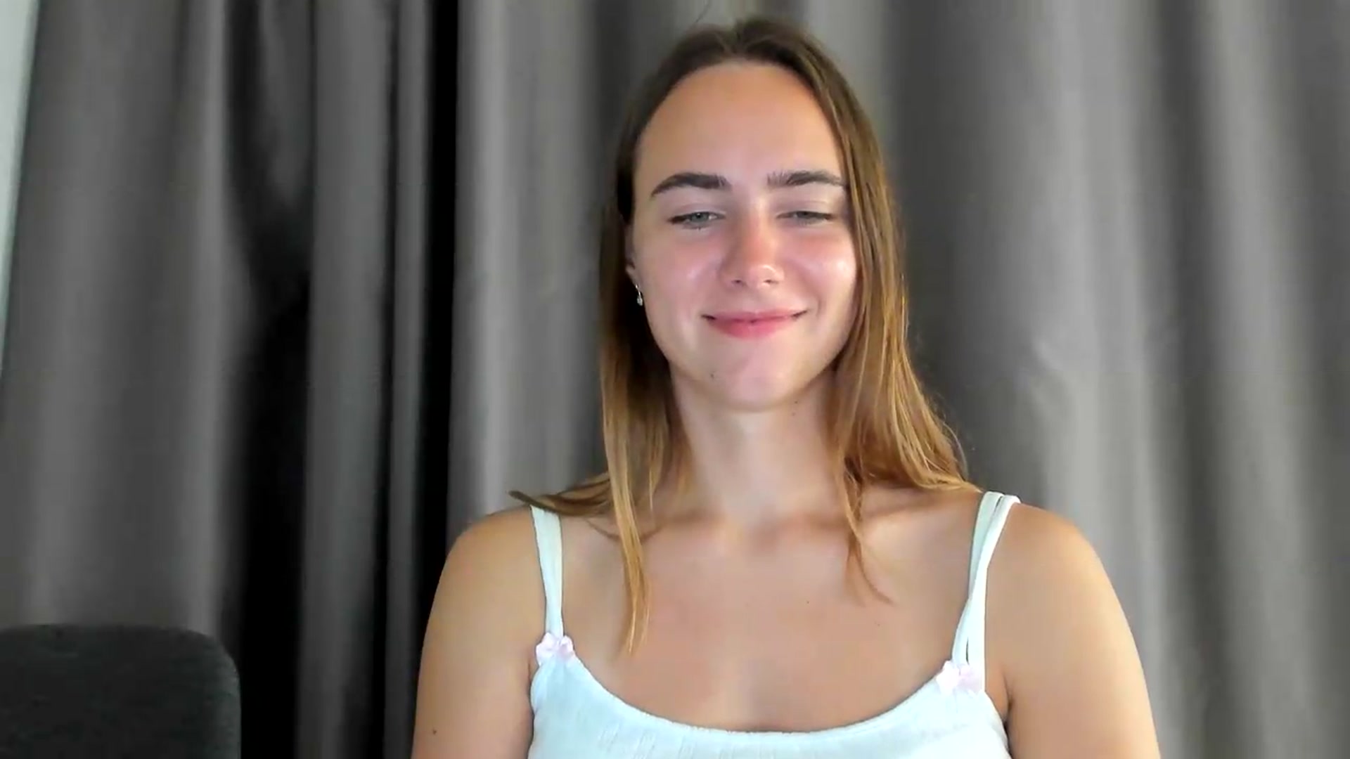 Gallery image thumbnail from OhAlisa's myfreecams stream on, 08/08/2026, 16:36 image 6 of 20