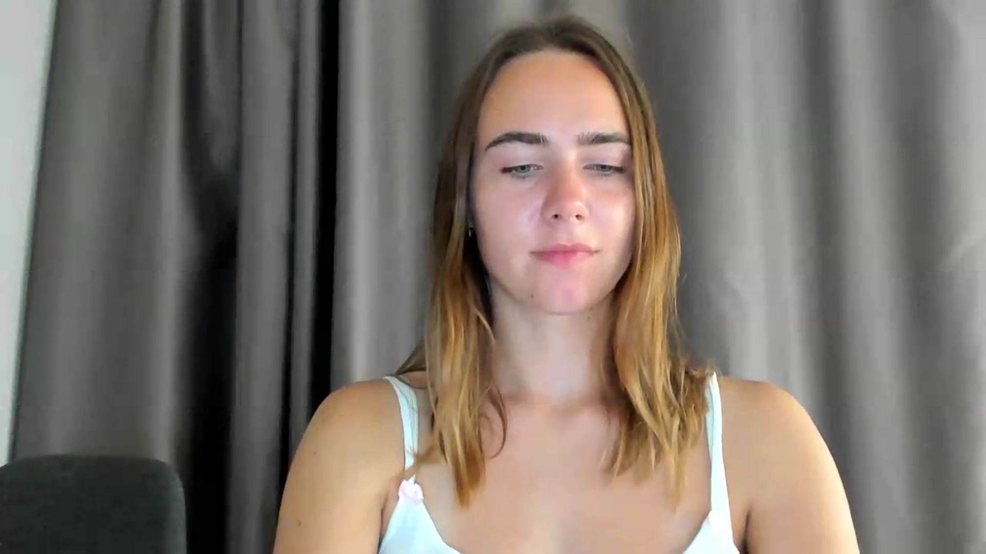 Gallery image thumbnail from OhAlisa's myfreecams stream on, 08/08/2026, 16:59 image 14 of 20