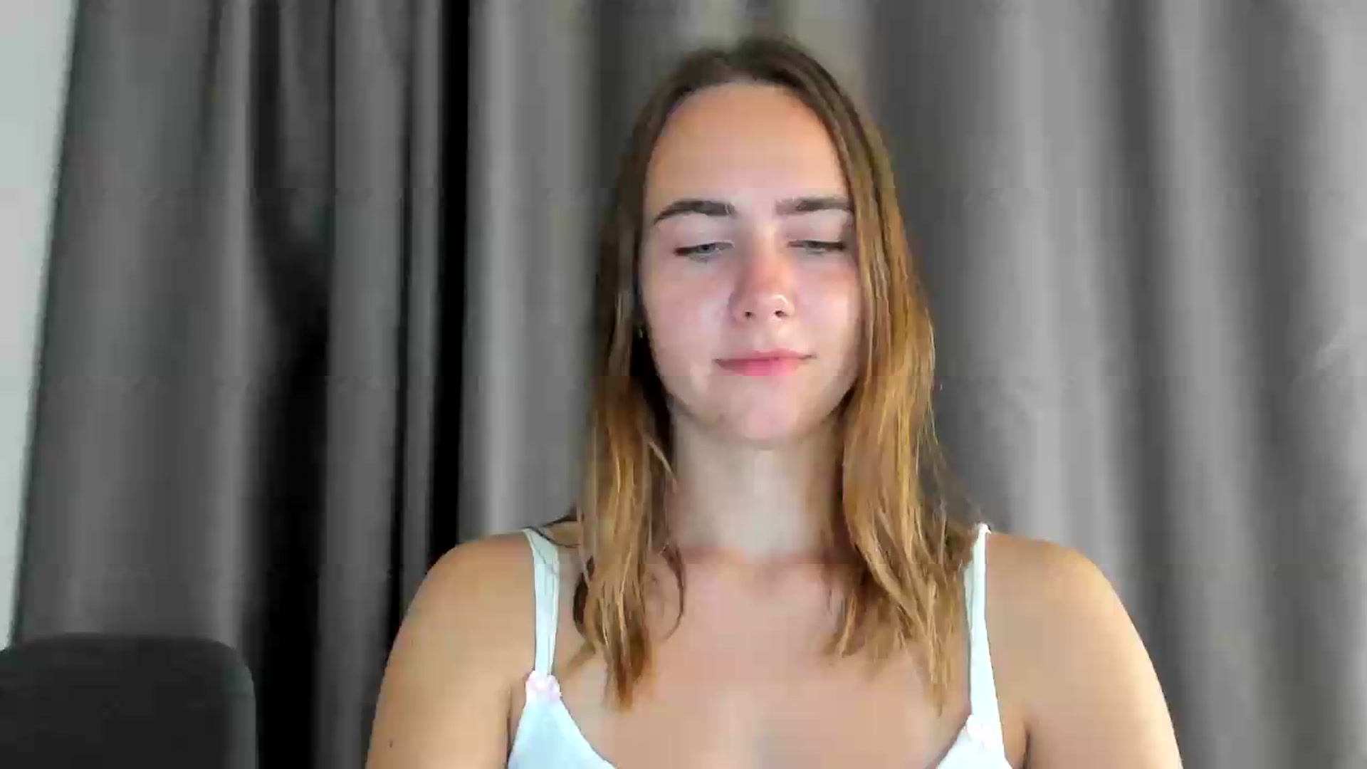 Gallery image thumbnail from OhAlisa's myfreecams stream on, 08/08/2026, 16:59 image 17 of 20