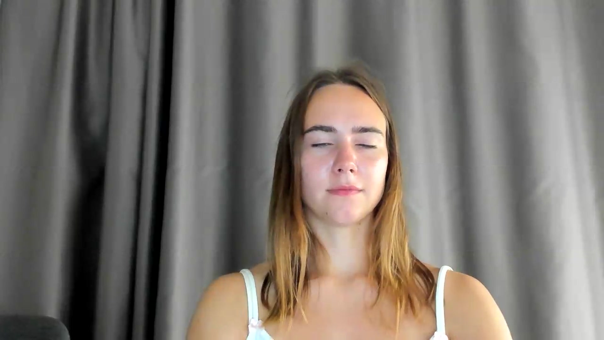 Gallery image thumbnail from OhAlisa's myfreecams stream on, 08/08/2026, 17:49 image 8 of 20