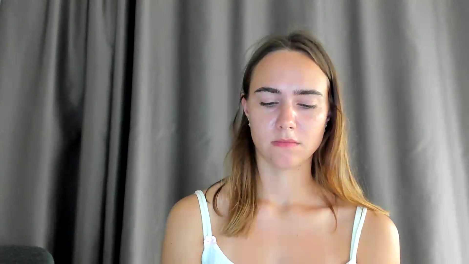 Gallery image thumbnail from OhAlisa's myfreecams stream on, 08/08/2026, 17:49 image 12 of 20