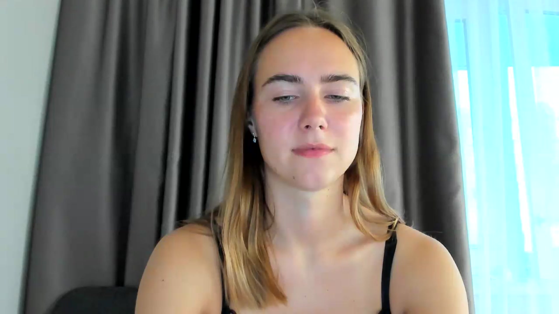 Gallery image thumbnail from OhAlisa's myfreecams stream on, 08/11/2026, 16:48 image 11 of 20