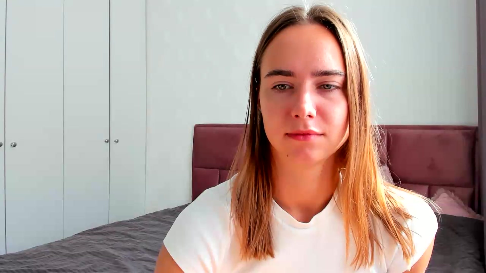 Gallery image thumbnail from OhAlisa's myfreecams stream on, 08/13/2026, 05:50 image 13 of 20