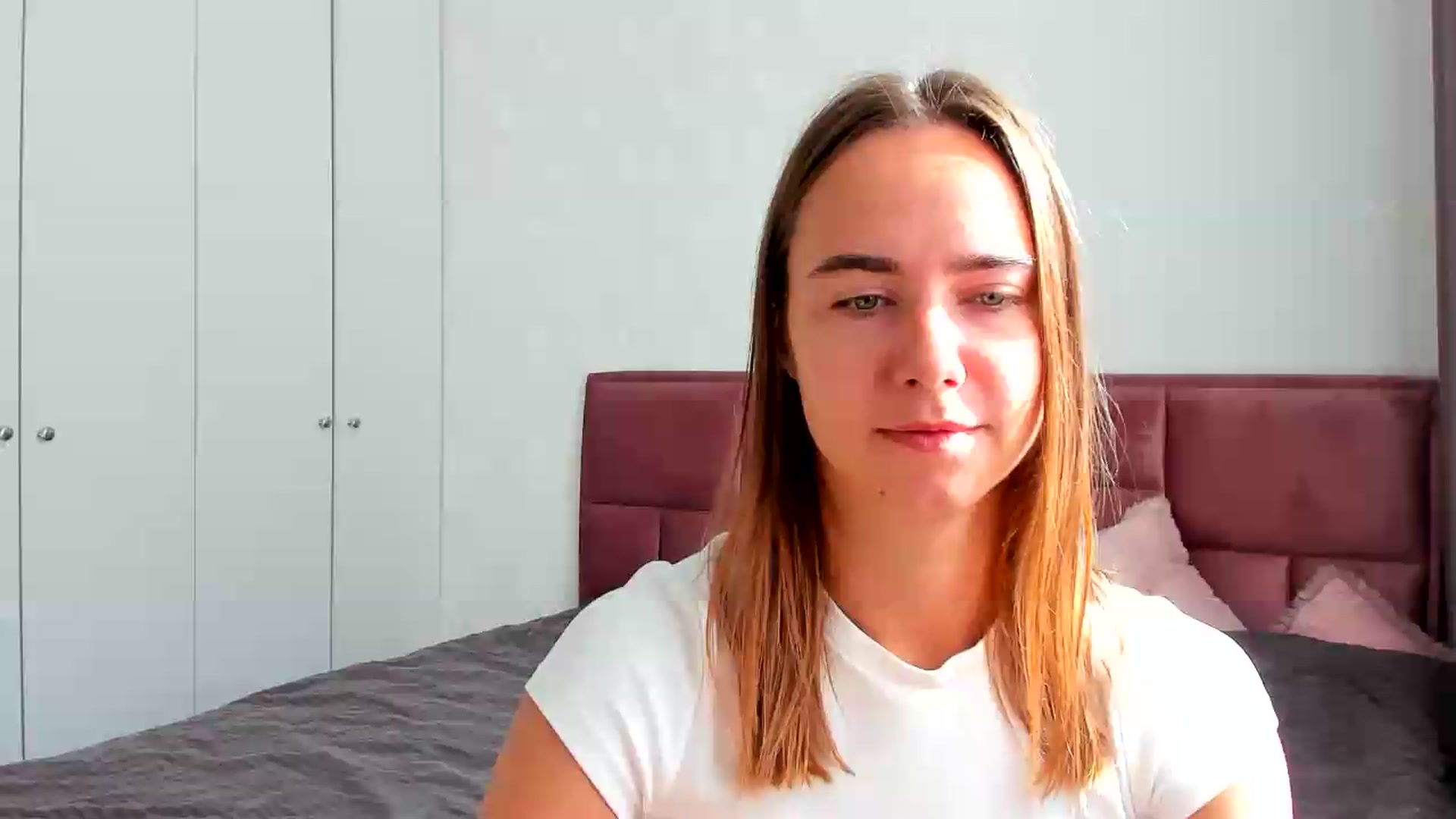 Gallery image thumbnail from OhAlisa's myfreecams stream on, 08/13/2026, 05:50 image 19 of 20