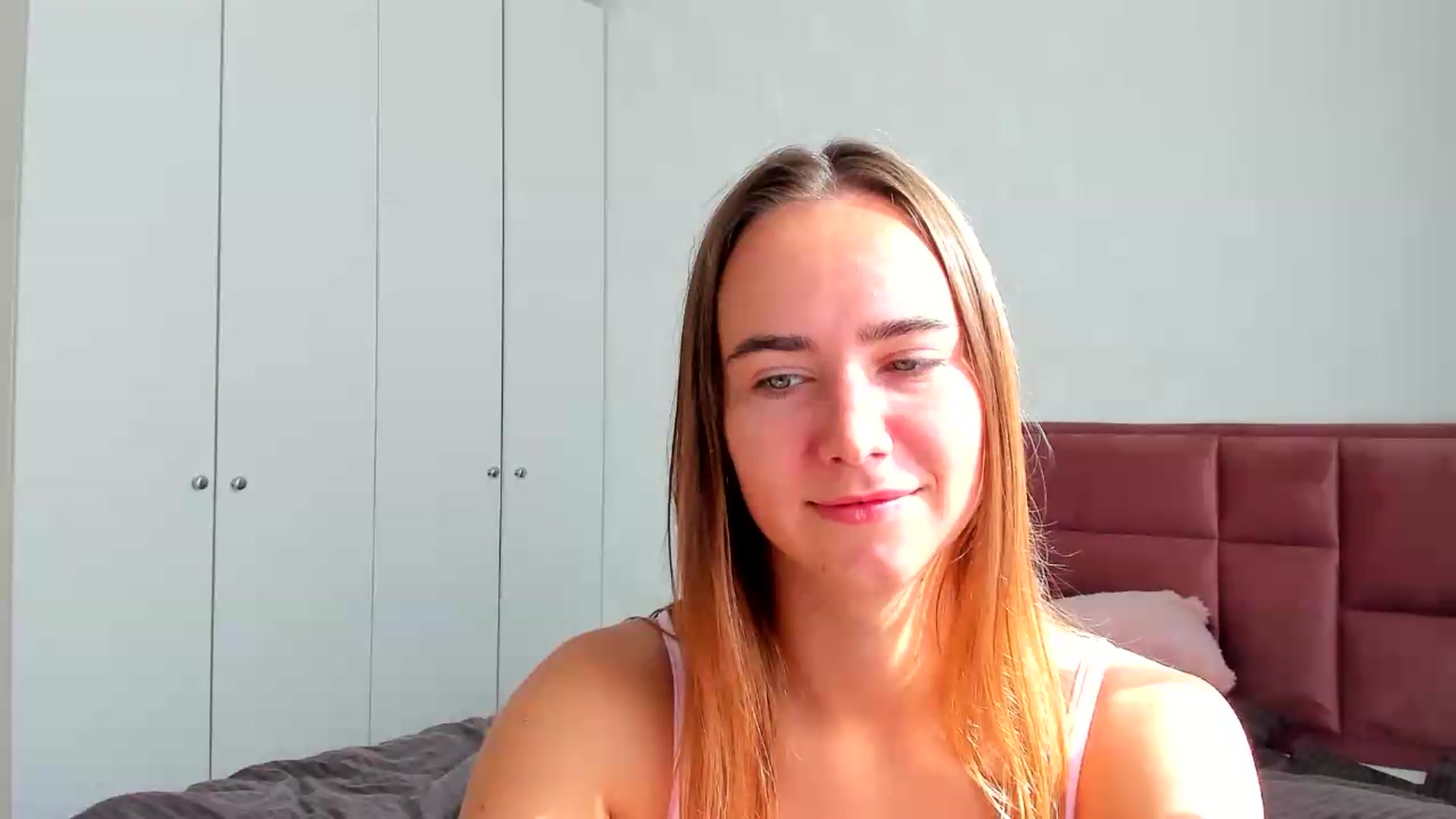 Gallery image thumbnail from OhAlisa's myfreecams stream on, 08/15/2026, 06:17 image 20 of 20