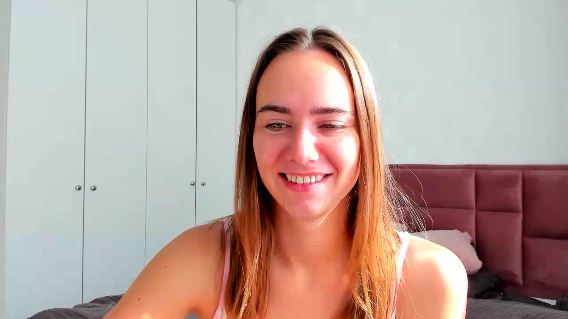 Gallery image thumbnail from OhAlisa's myfreecams stream on, 08/15/2026, 06:17 image 7 of 20