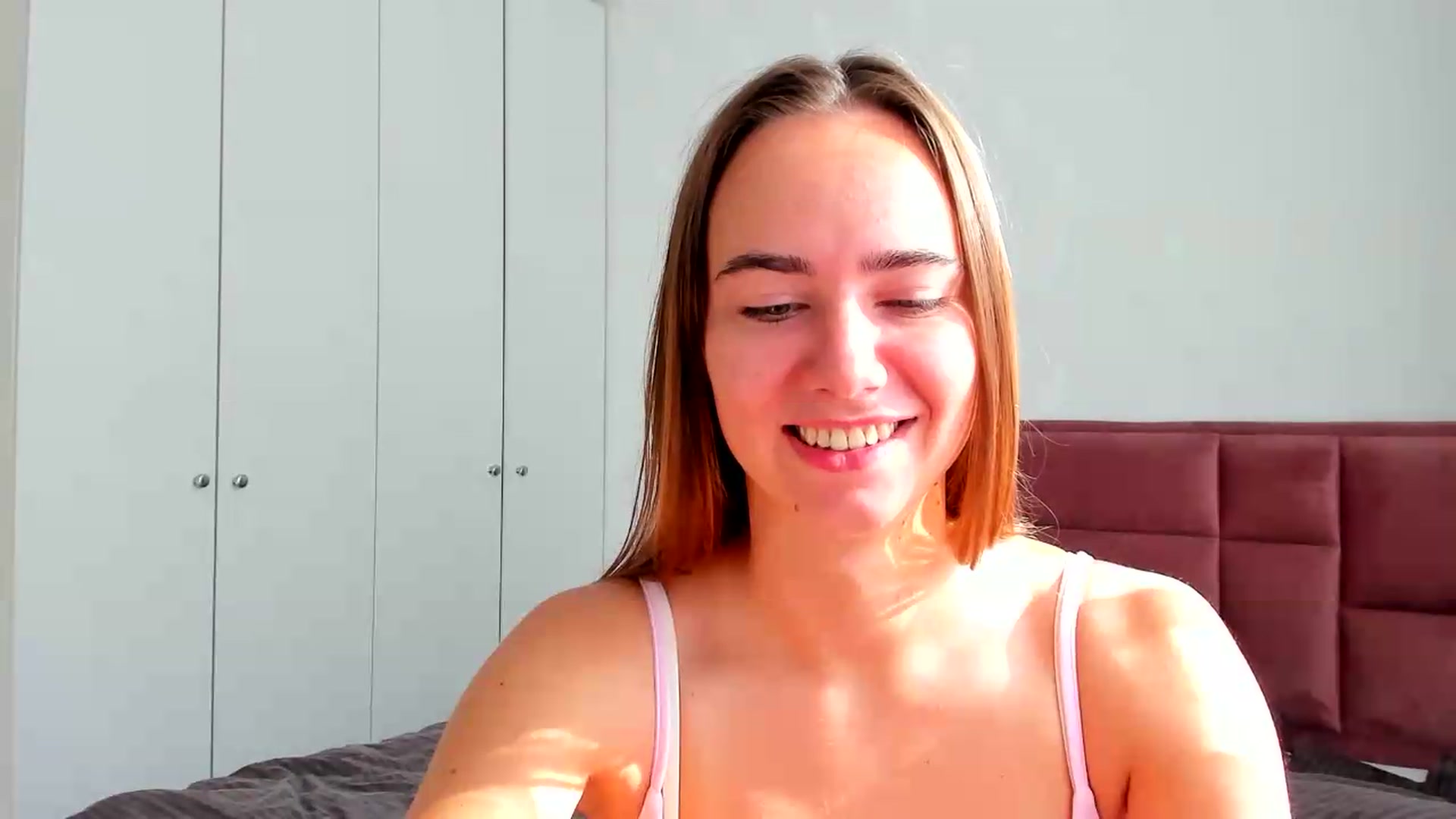 Gallery image thumbnail from OhAlisa's myfreecams stream on, 08/15/2026, 06:17 image 10 of 20