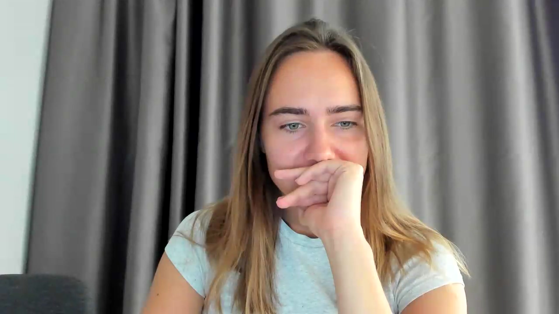 Gallery image thumbnail from OhAlisa's myfreecams stream on, 08/15/2026, 13:39 image 12 of 20