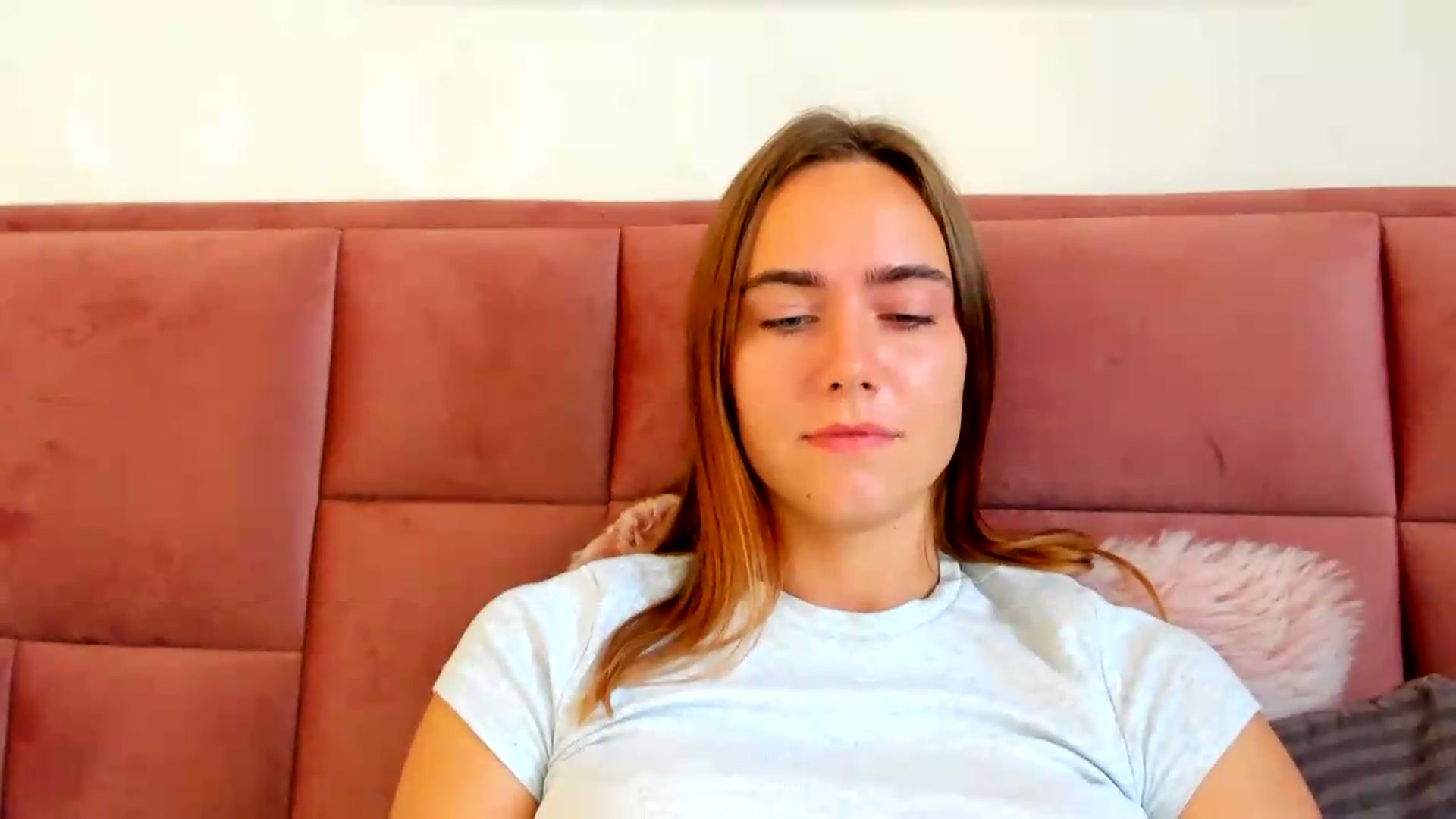 Gallery image thumbnail from OhAlisa's myfreecams stream on, 08/15/2026, 16:13 image 13 of 20