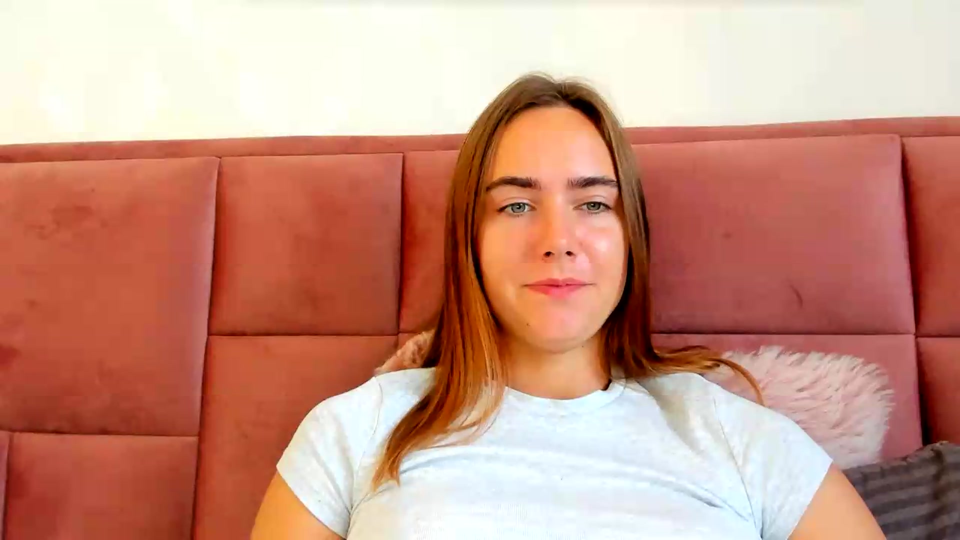 Gallery image thumbnail from OhAlisa's myfreecams stream on, 08/15/2026, 16:13 image 12 of 20