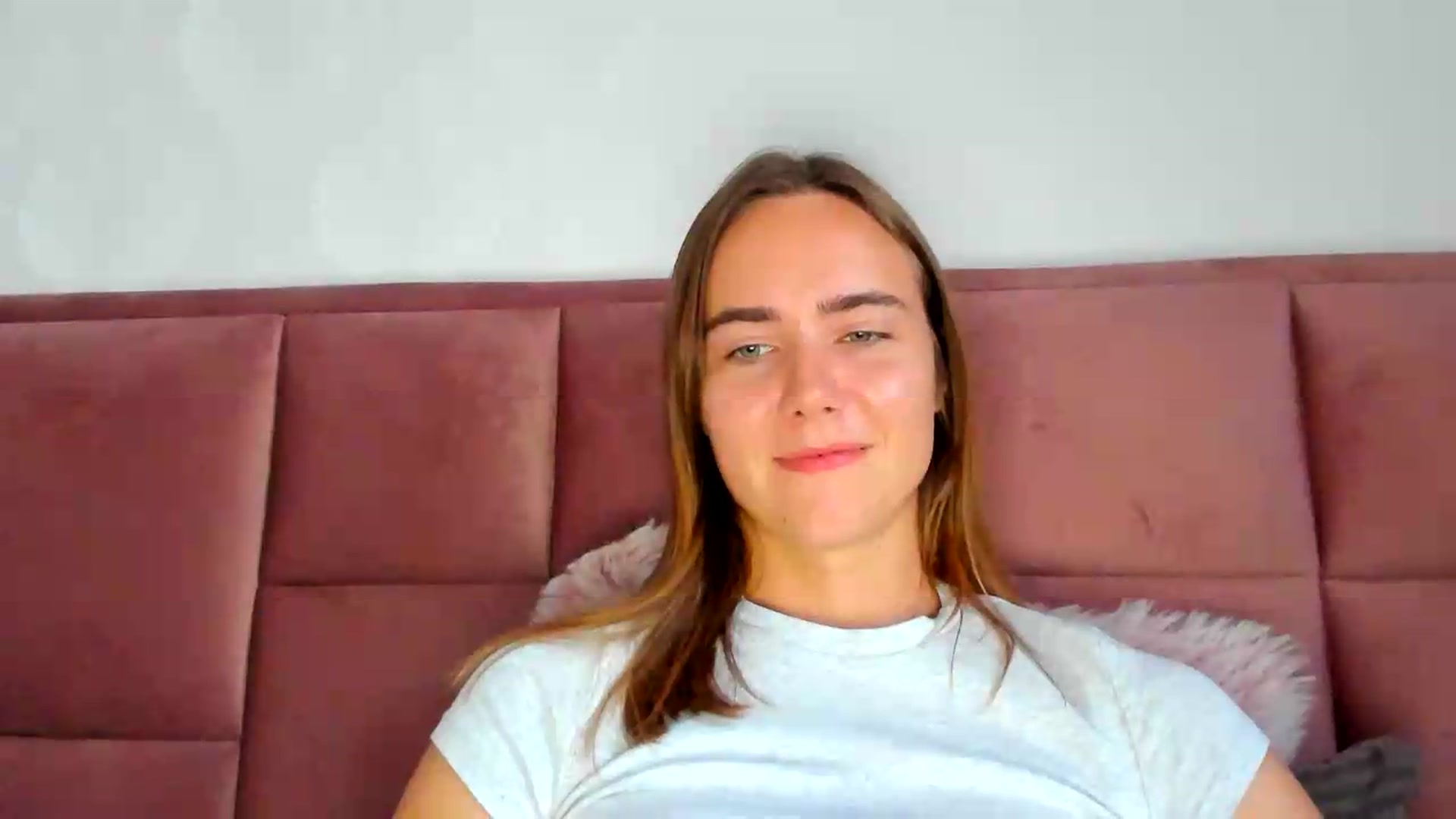 Gallery image thumbnail from OhAlisa's myfreecams stream on, 08/15/2026, 17:06 image 14 of 20