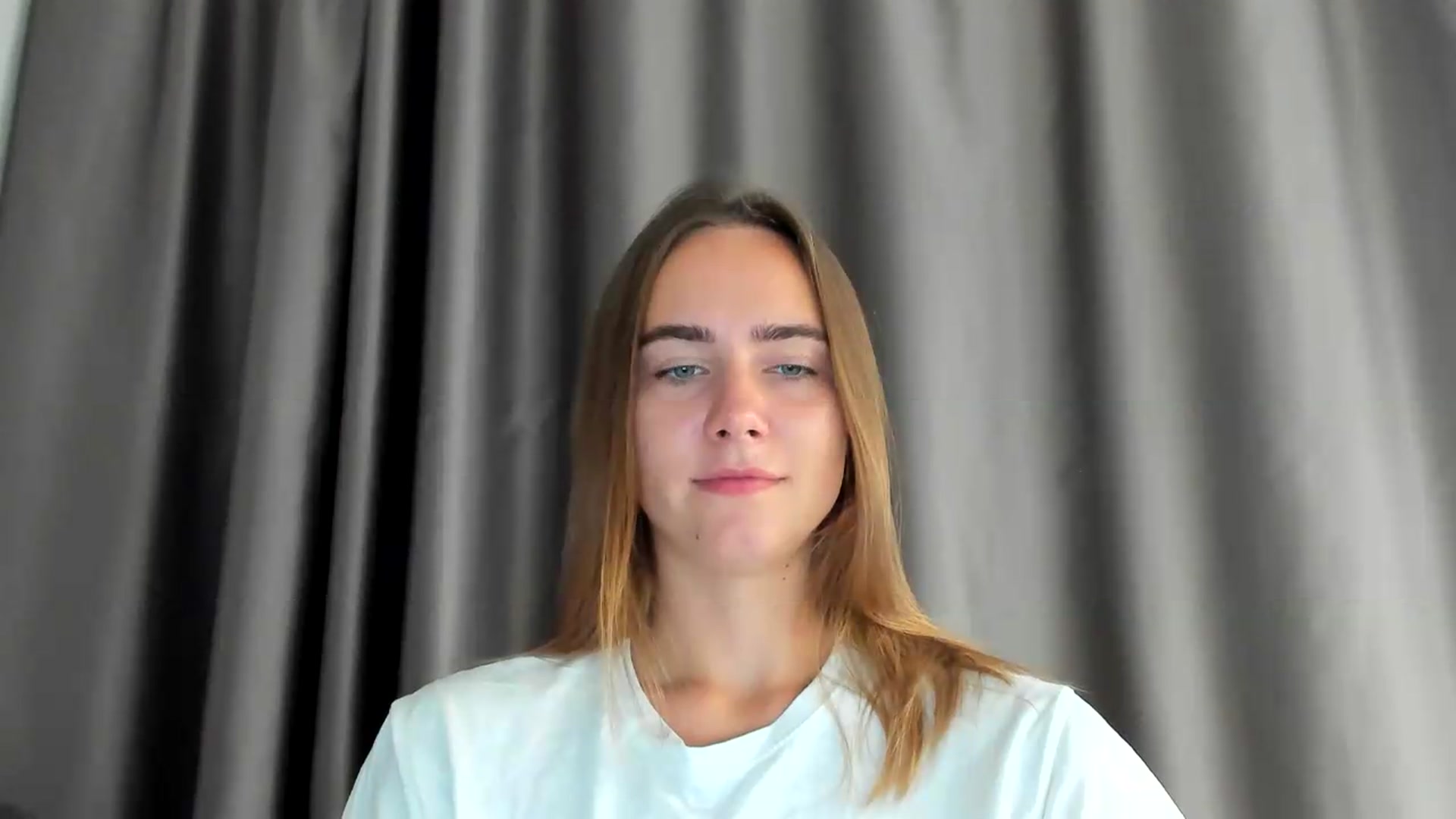 Gallery image thumbnail from OhAlisa's myfreecams stream on, 08/16/2026, 15:19 image 4 of 20