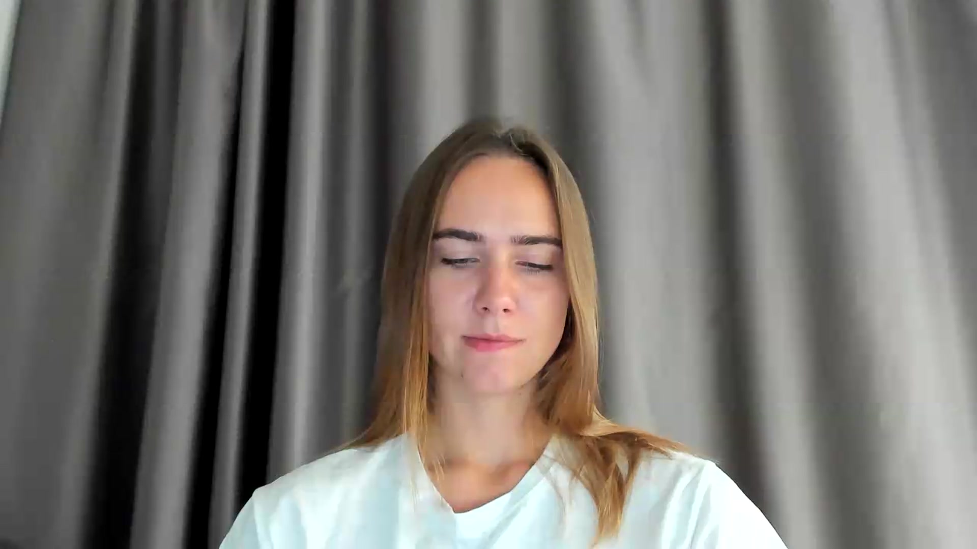 Gallery image thumbnail from OhAlisa's myfreecams stream on, 08/16/2026, 15:19 image 5 of 20
