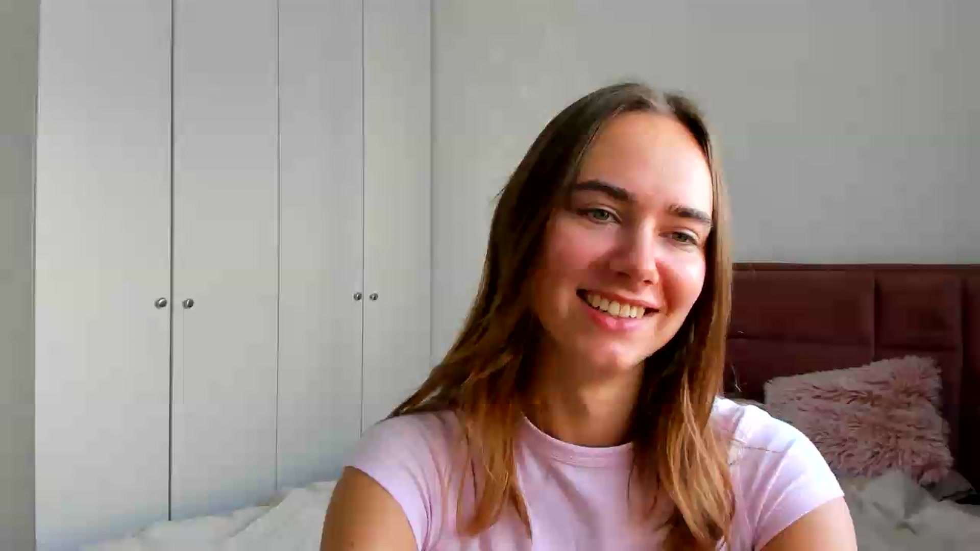 Gallery image thumbnail from OhAlisa's myfreecams stream on, 08/29/2026, 14:38 image 3 of 20