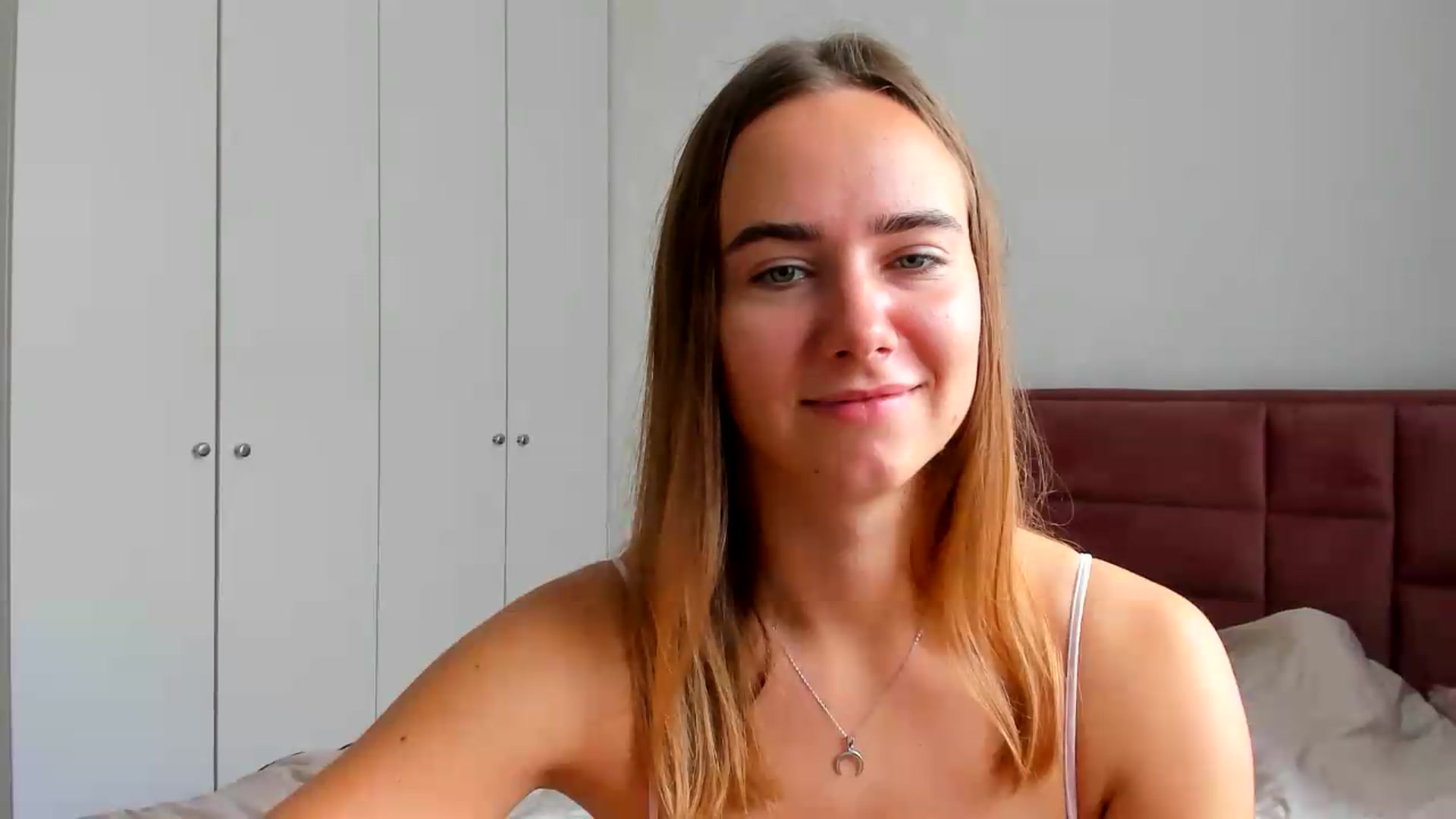 Gallery image thumbnail from OhAlisa's myfreecams stream on, 08/30/2026, 09:56 image 16 of 20