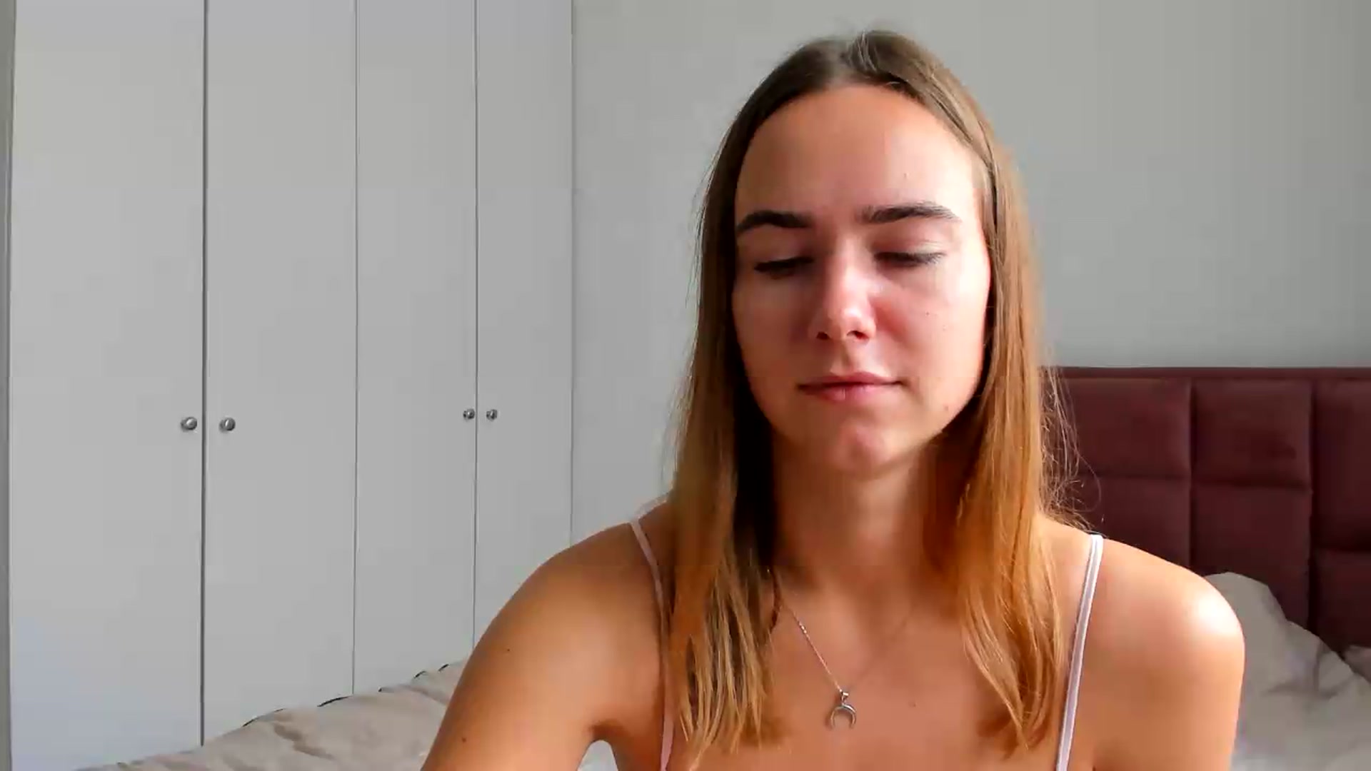 Gallery image thumbnail from OhAlisa's myfreecams stream on, 08/30/2026, 09:56 image 17 of 20