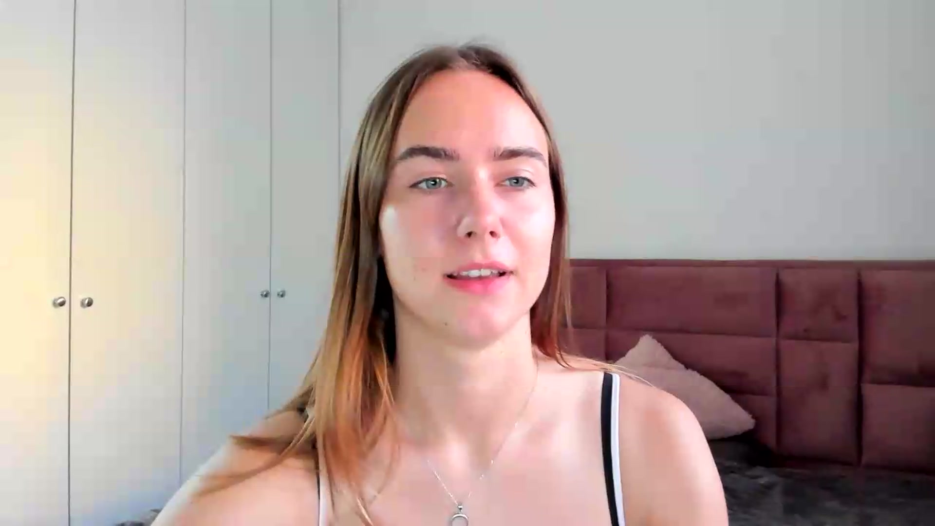 Gallery image thumbnail from OhAlisa's myfreecams stream on, 09/03/2026, 16:33 image 7 of 20